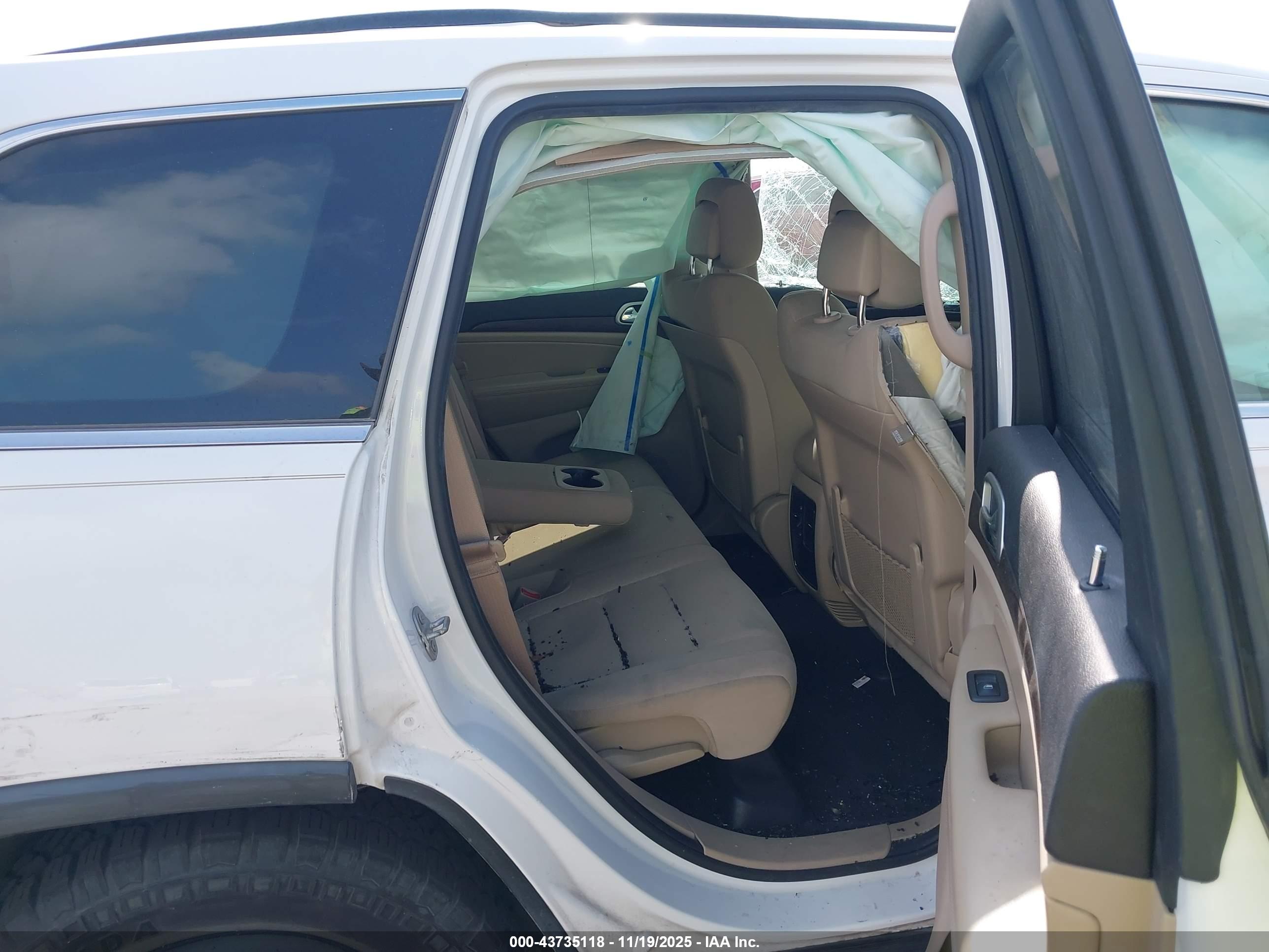 JEEP GRAND image 8