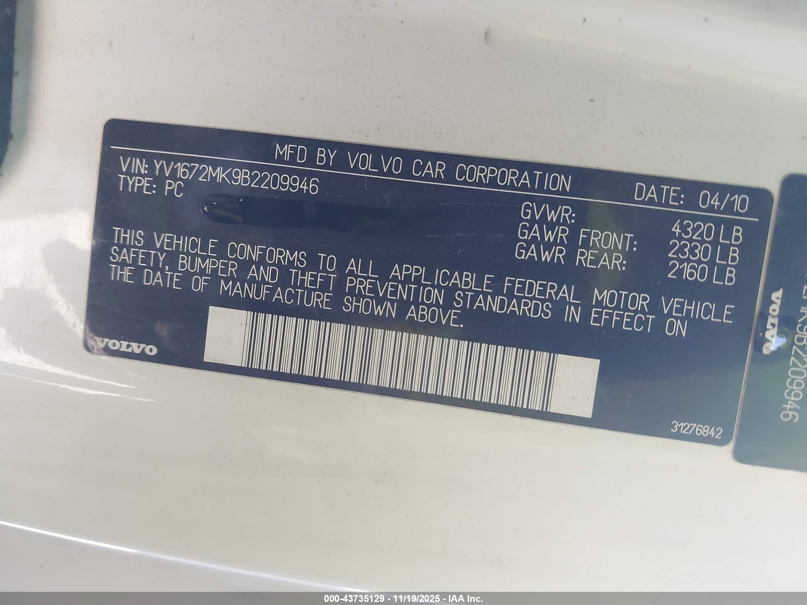 VOLVO C30 image 9