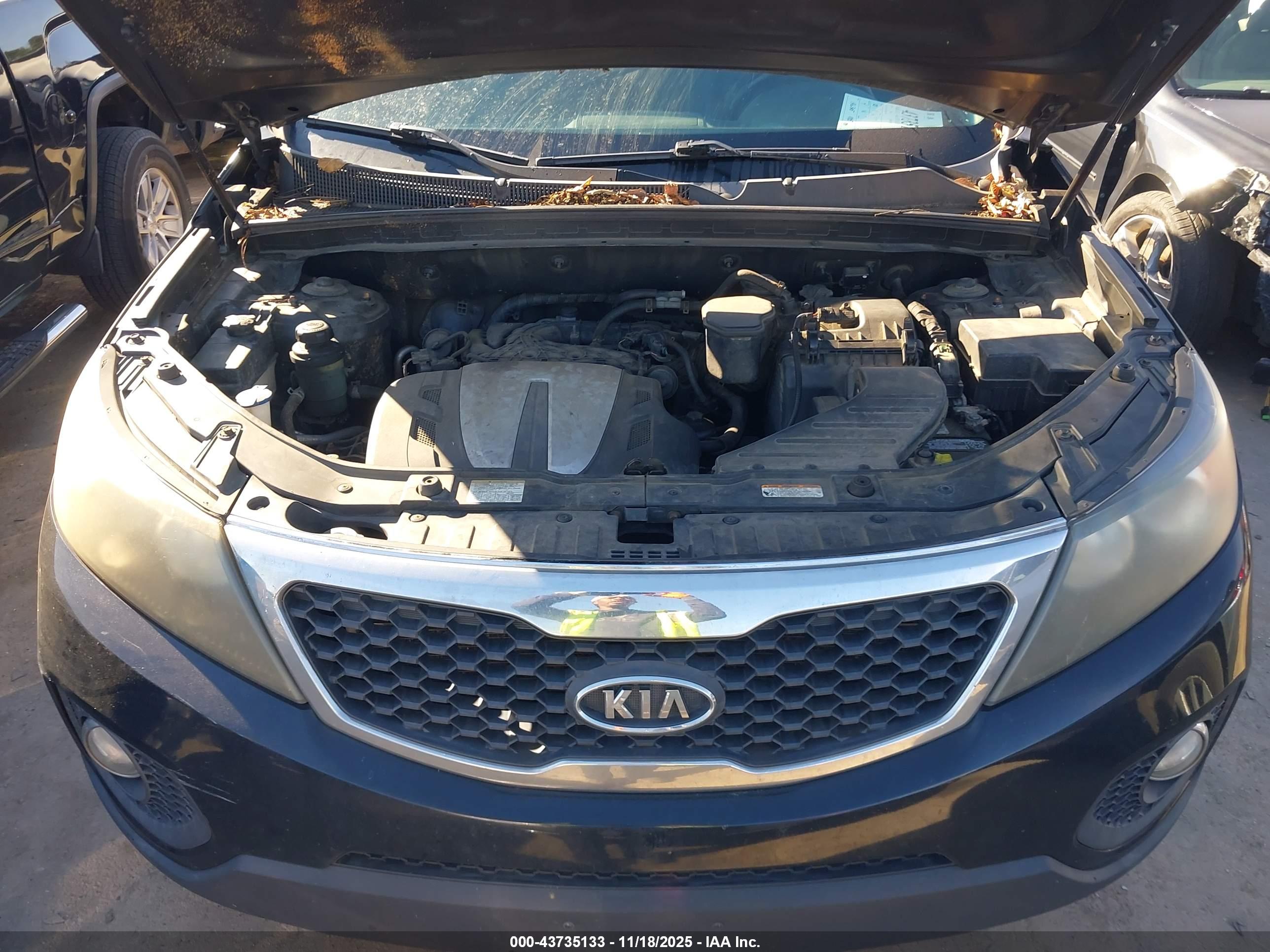 KIA SORENTO image 10