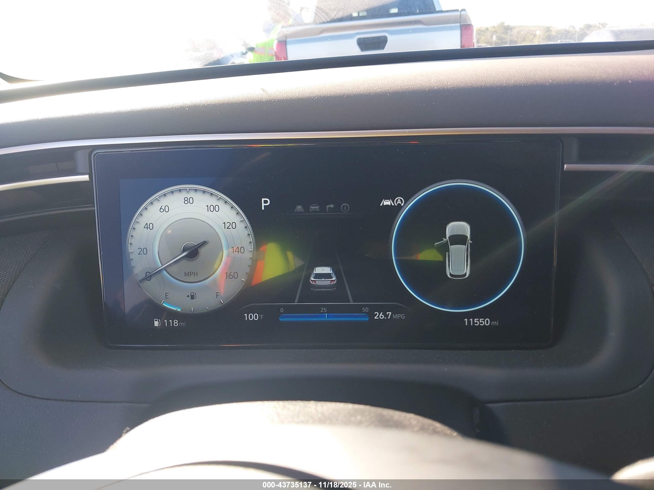 HYUNDAI TUCSON image 7