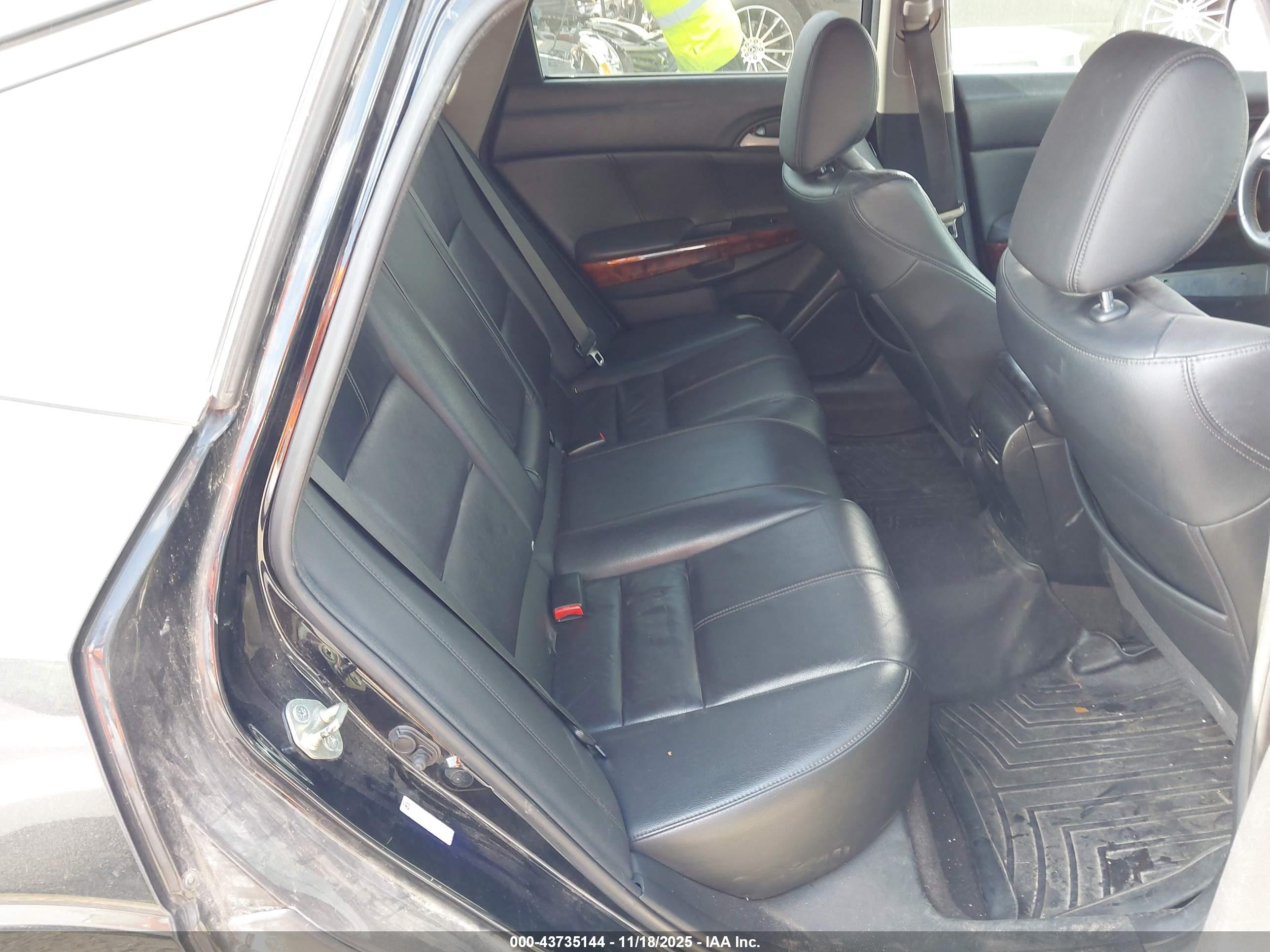 HONDA CROSSTOUR image 8