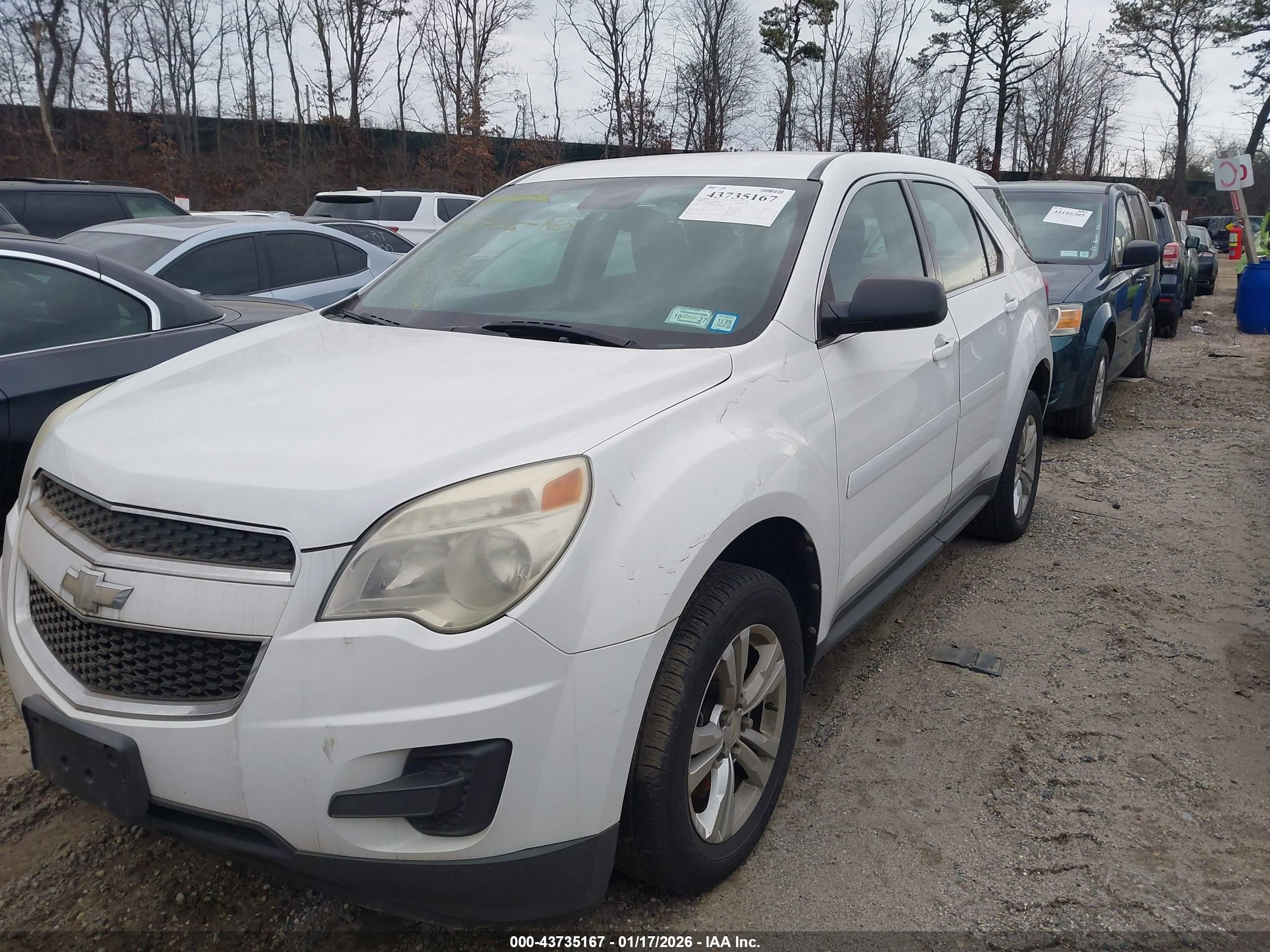 CHEVROLET EQUINOX image 2