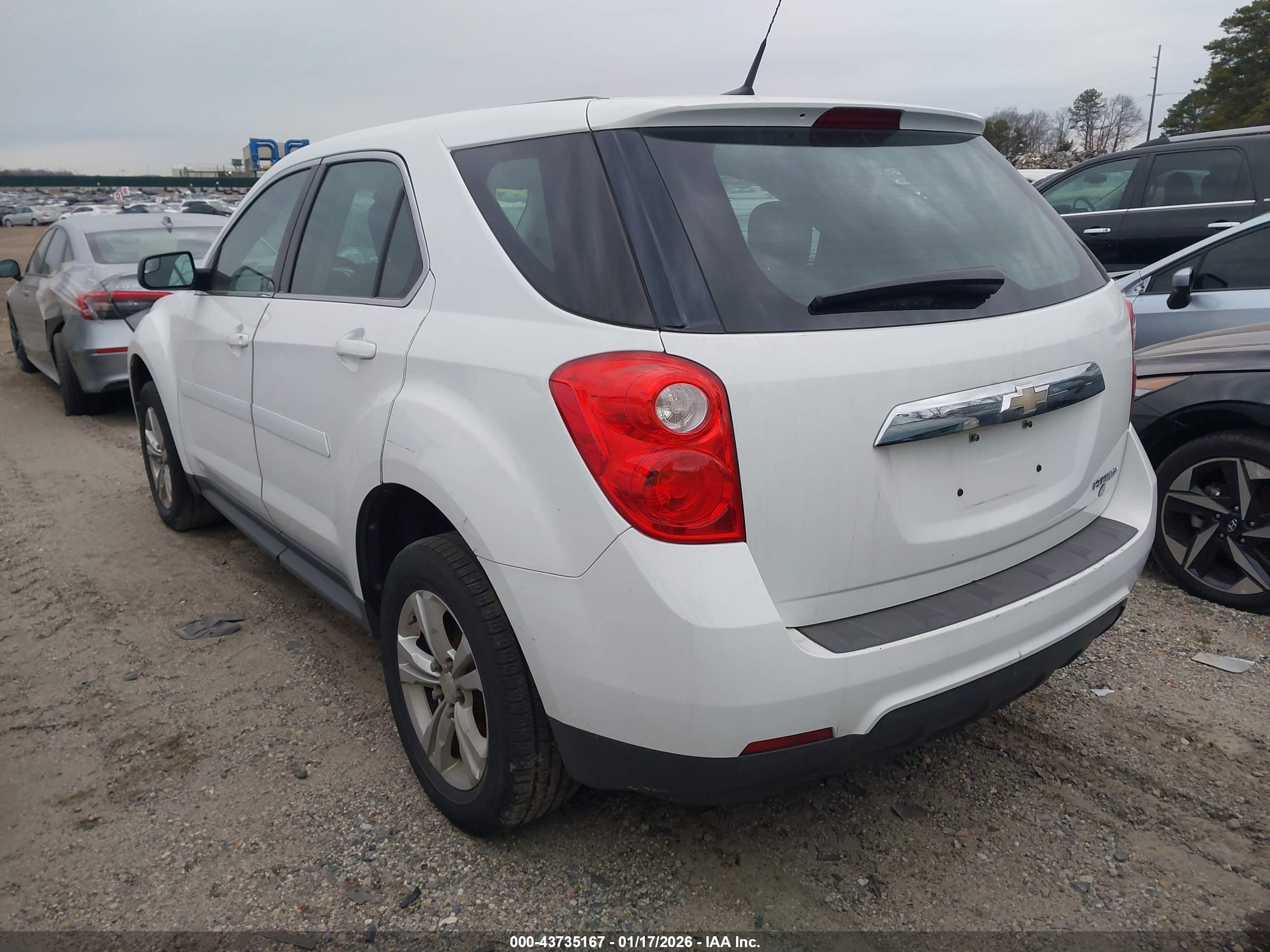 CHEVROLET EQUINOX image 3