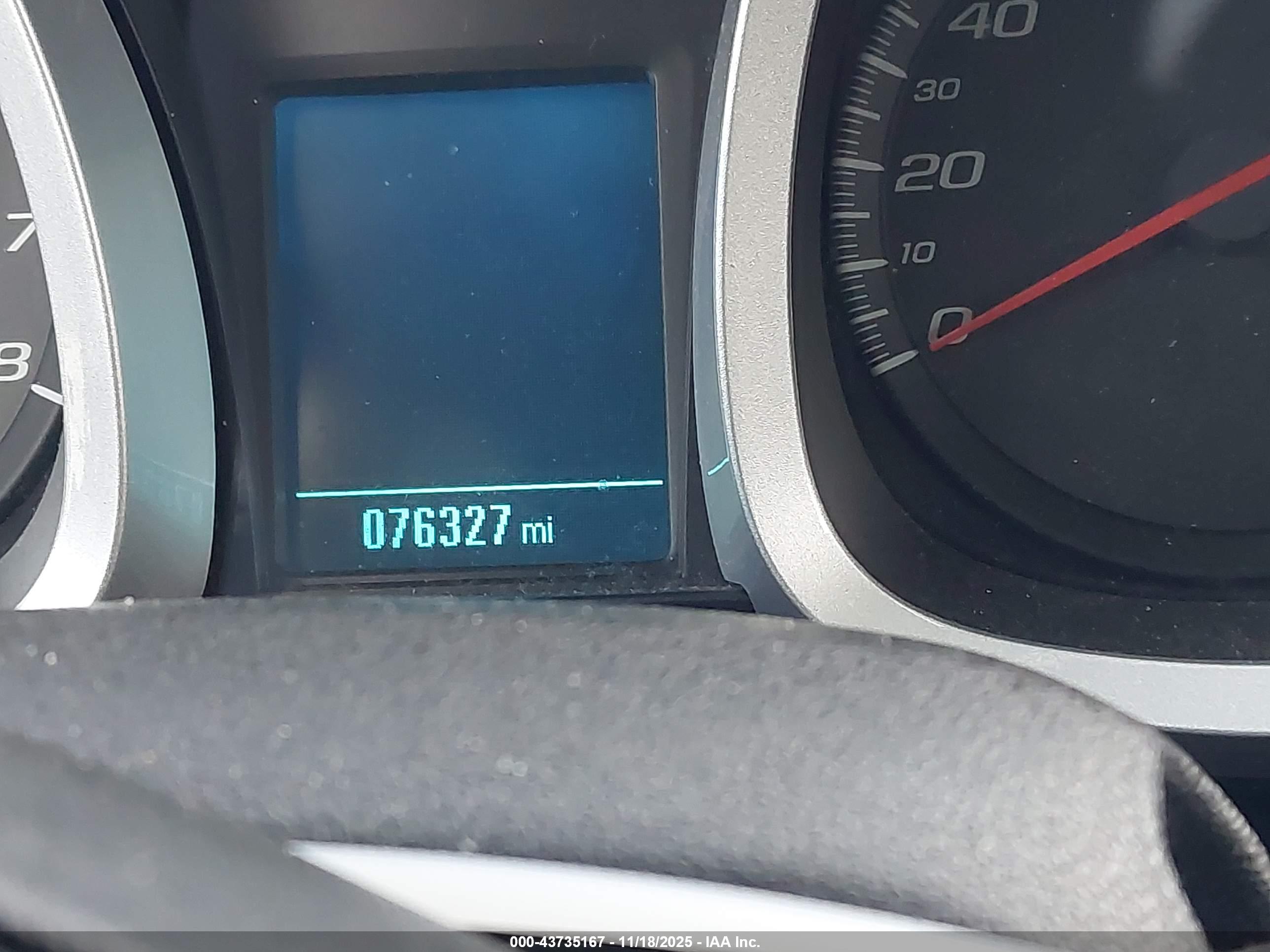 CHEVROLET EQUINOX image 7