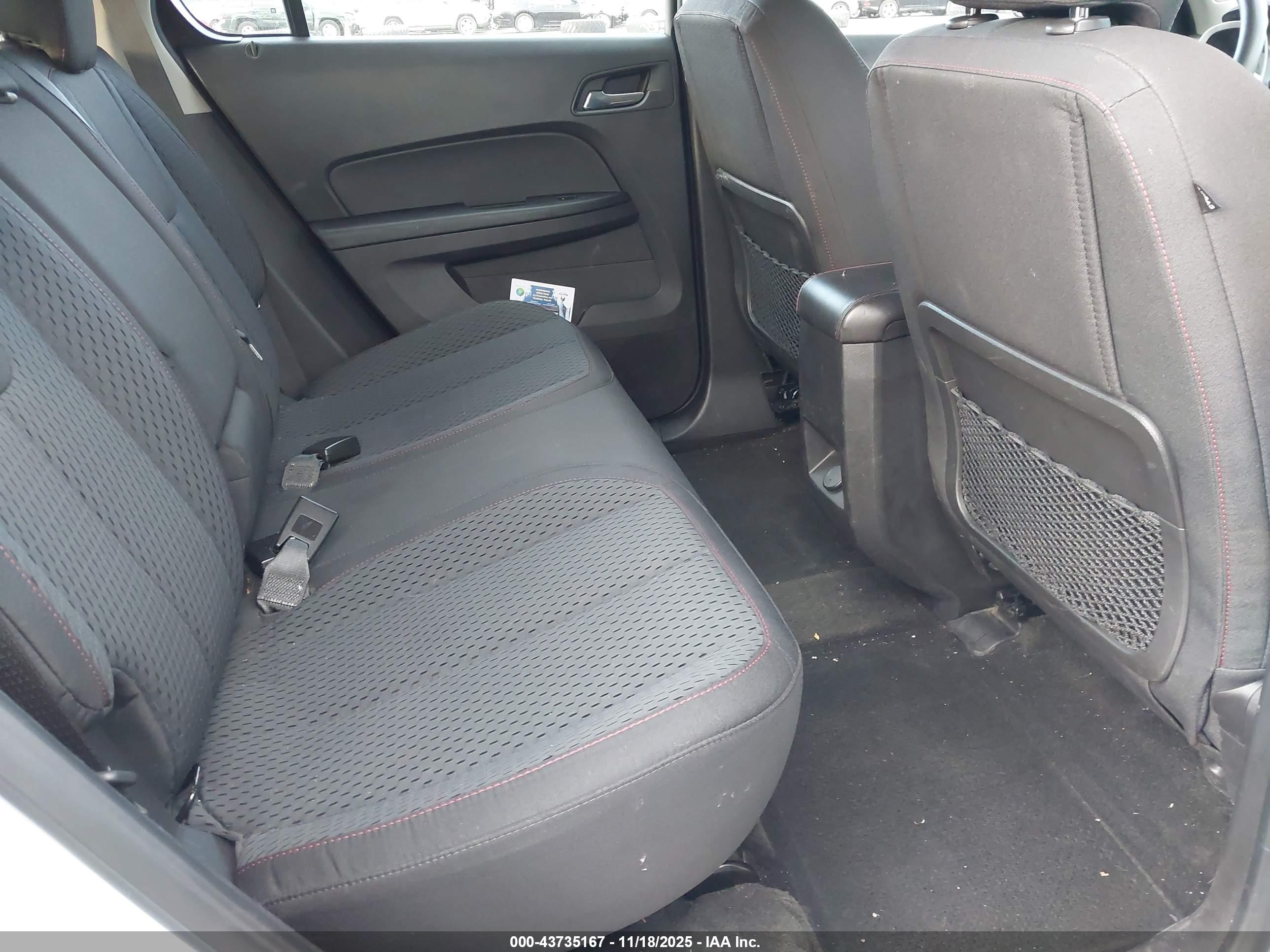 CHEVROLET EQUINOX image 8