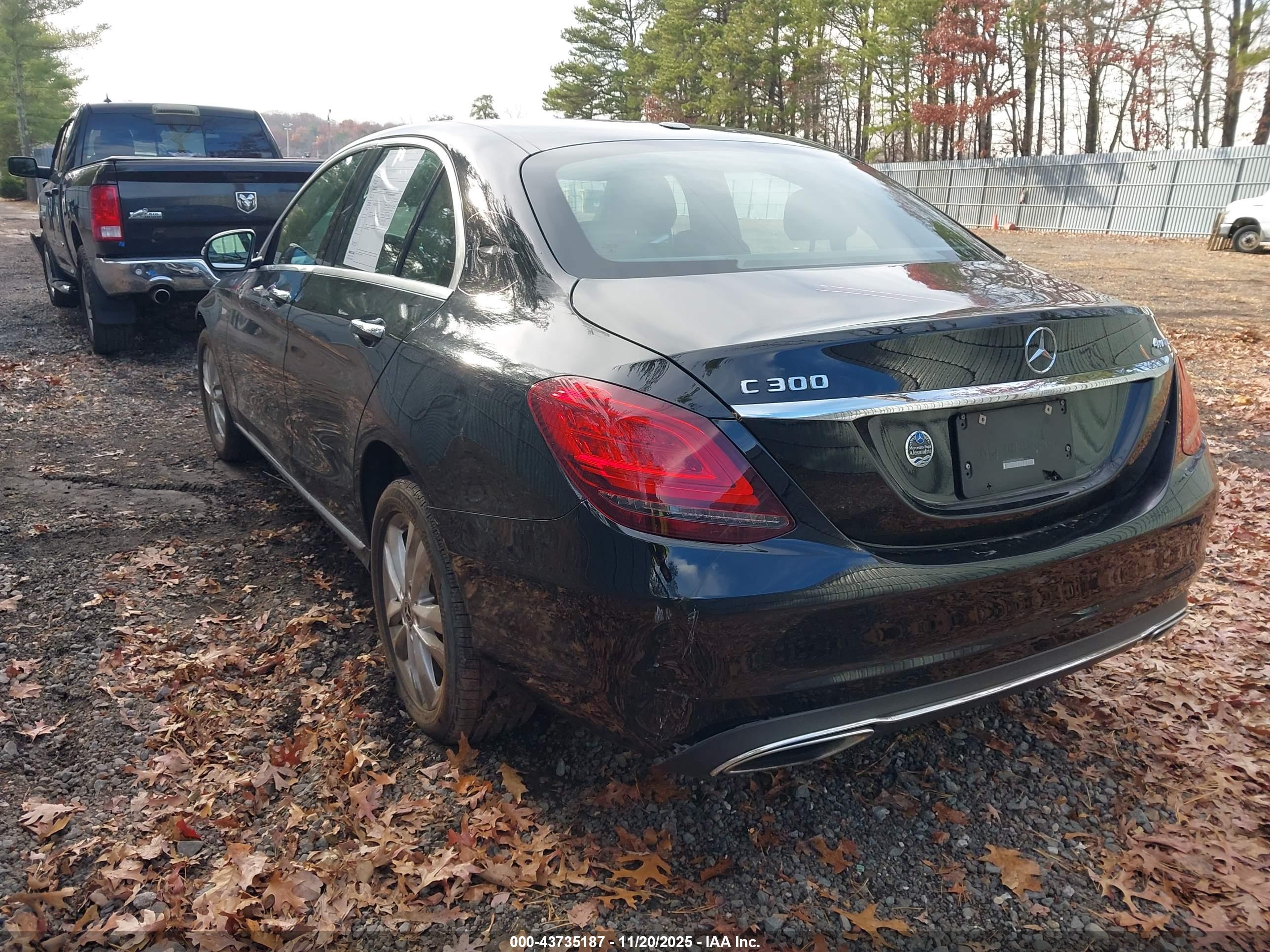MERCEDES-BENZ C image 3