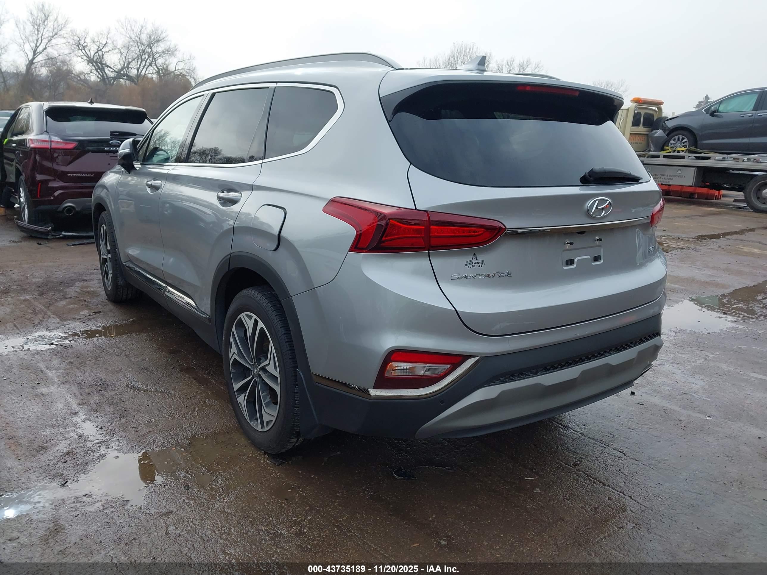 HYUNDAI SANTA image 3
