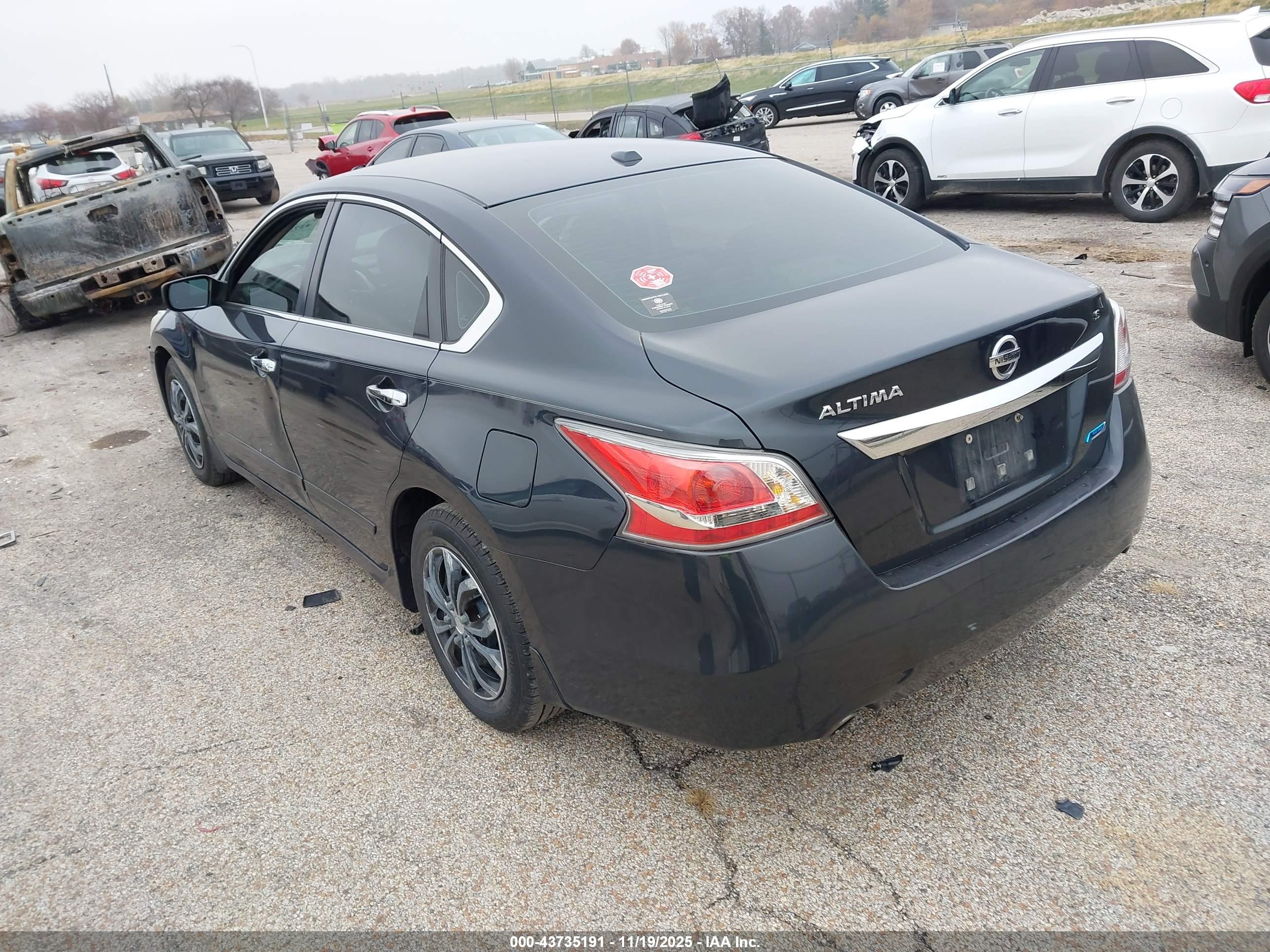 NISSAN ALTIMA image 3