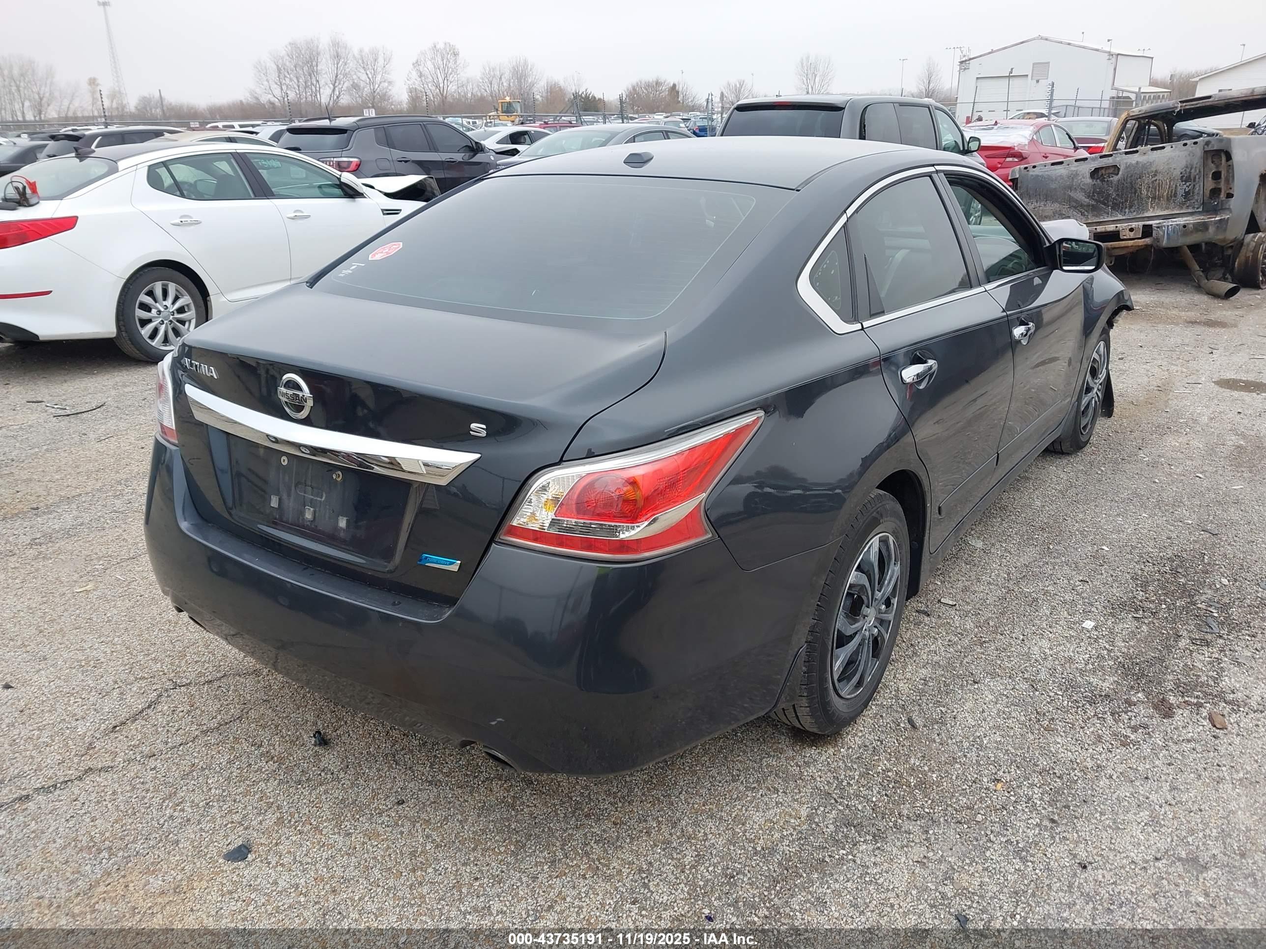 NISSAN ALTIMA image 4