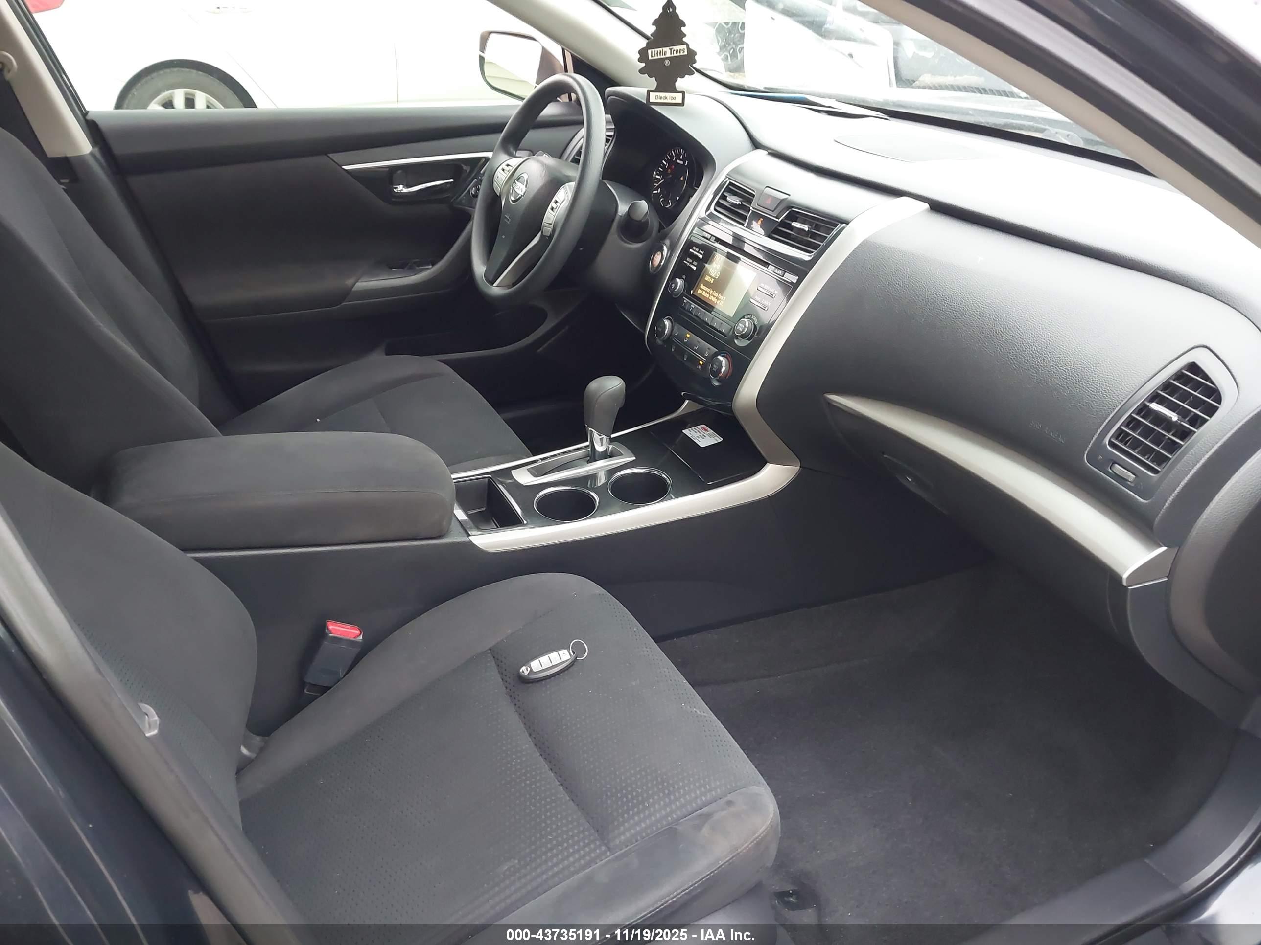 NISSAN ALTIMA image 5