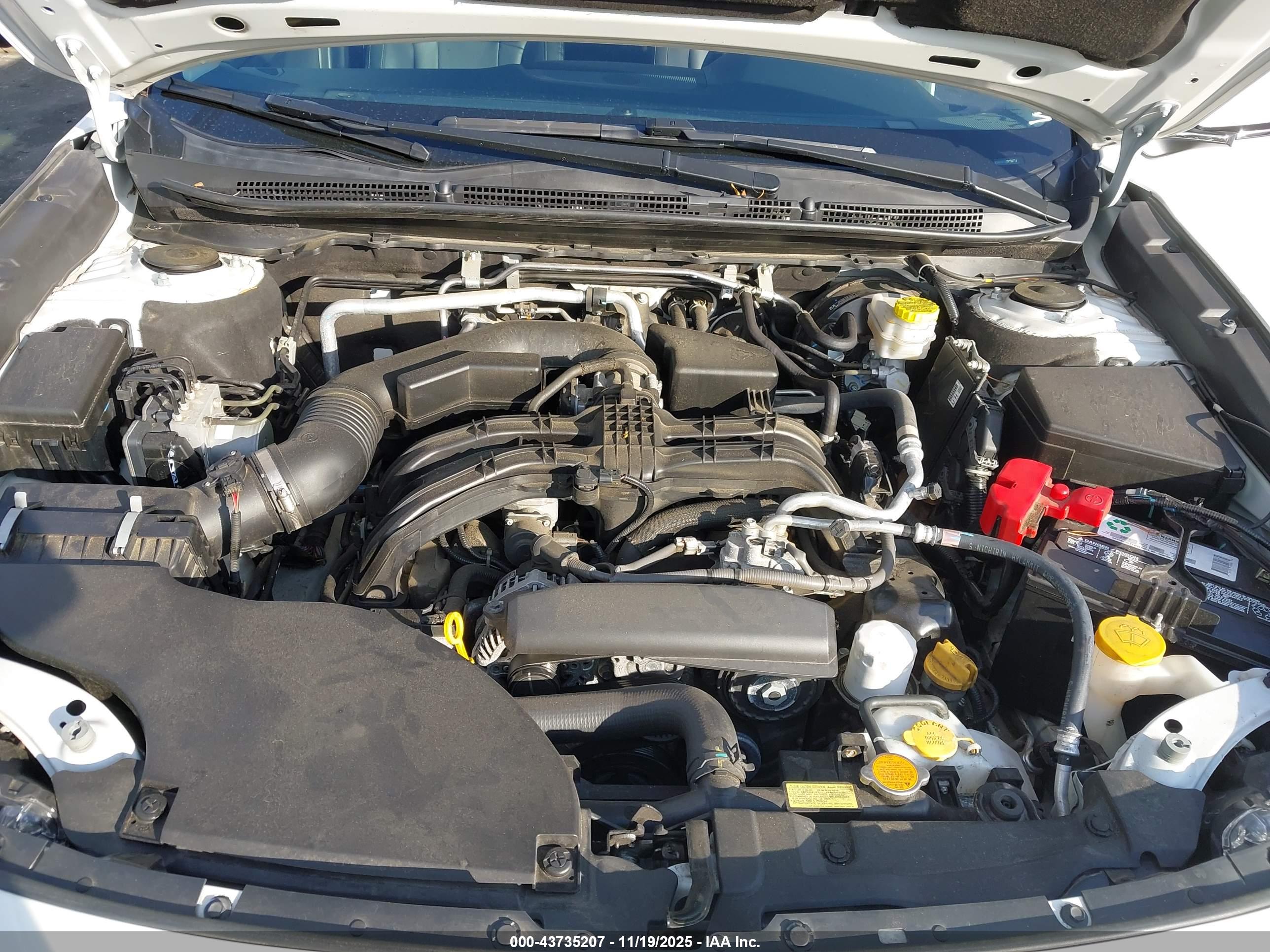 SUBARU OUTBACK image 10