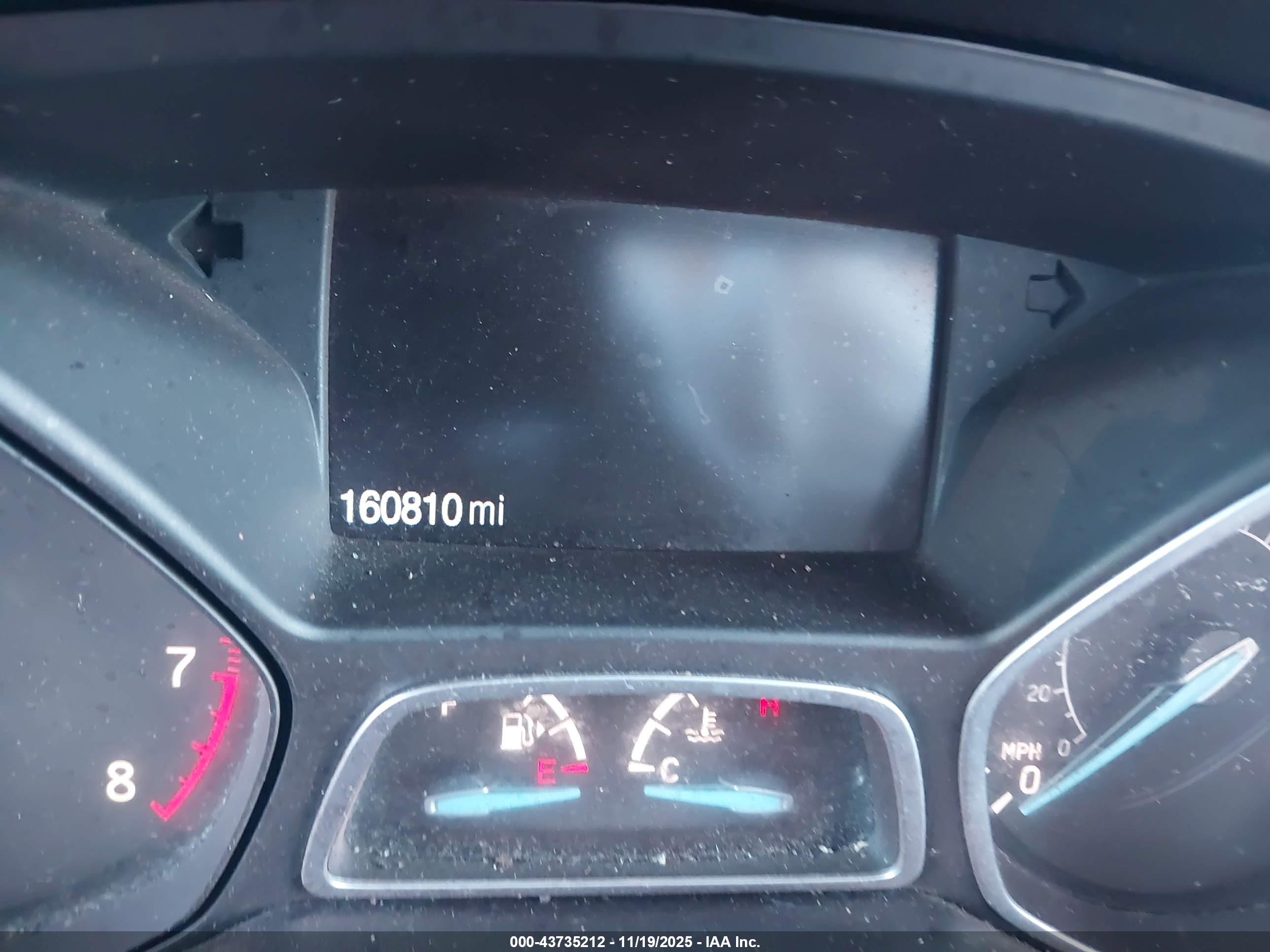 FORD ESCAPE image 7