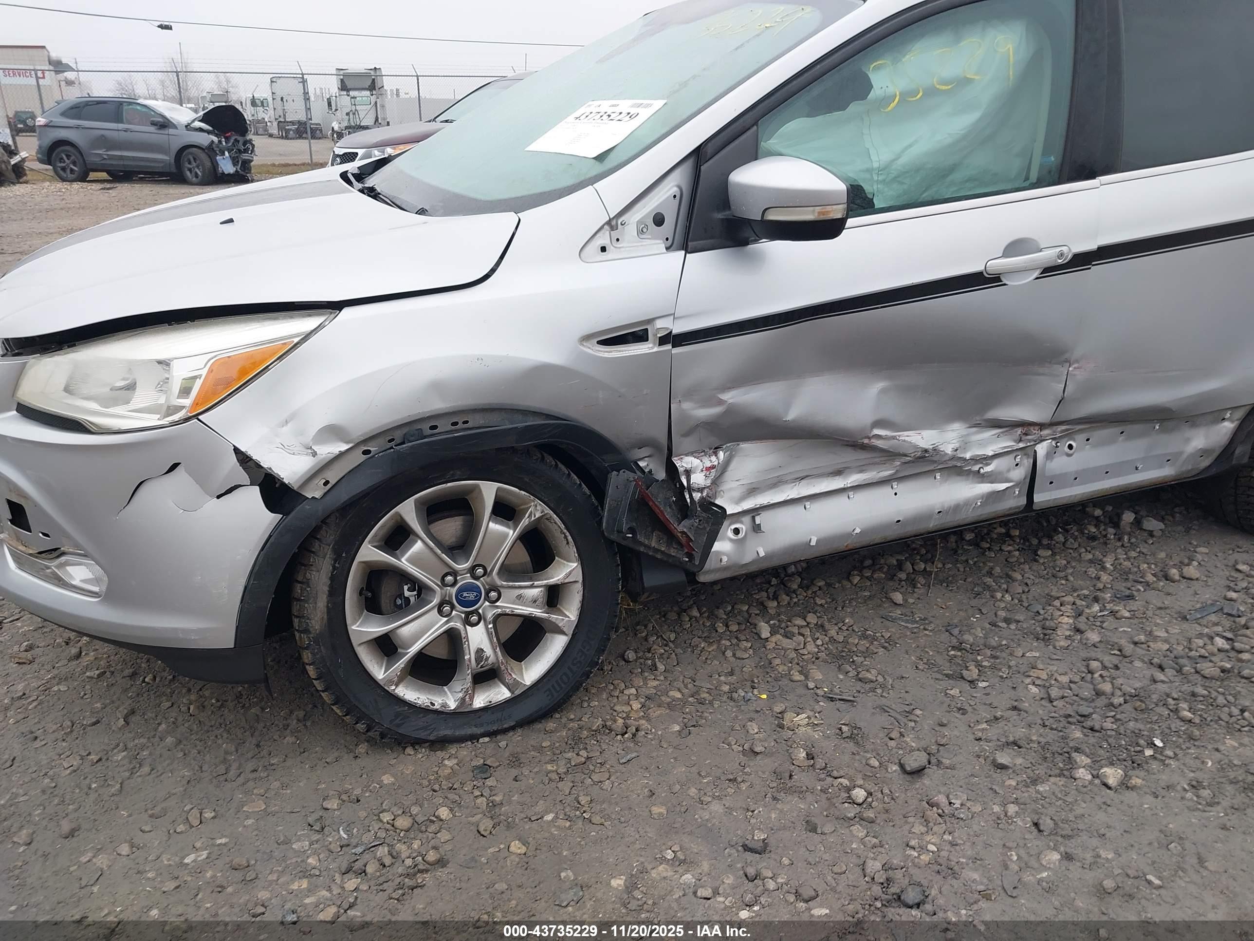 FORD ESCAPE image 6