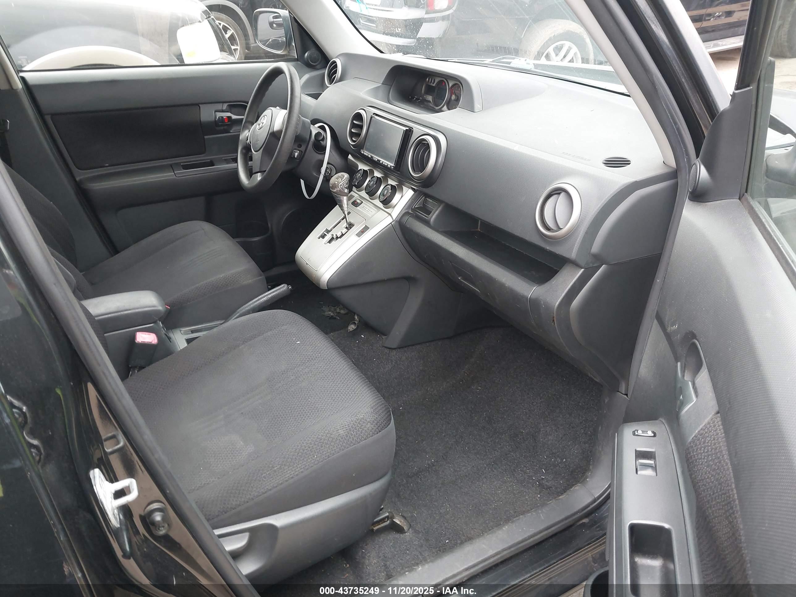 SCION XB image 5