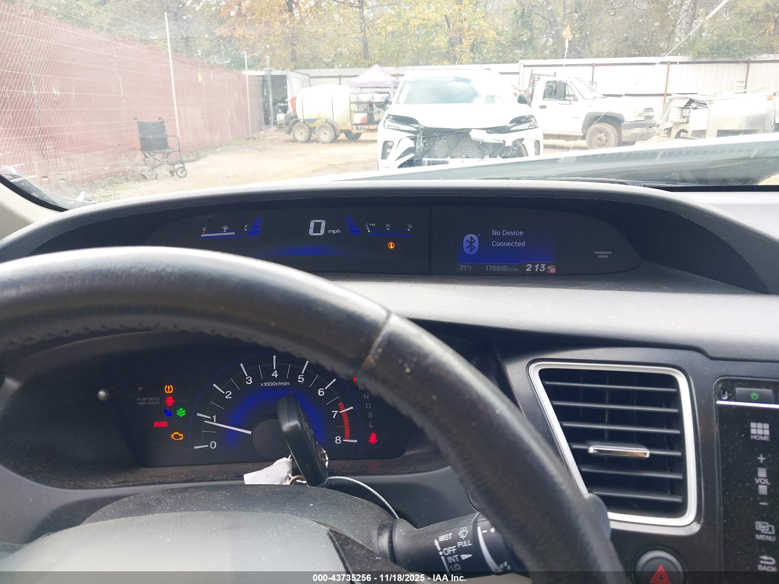 HONDA CIVIC image 7