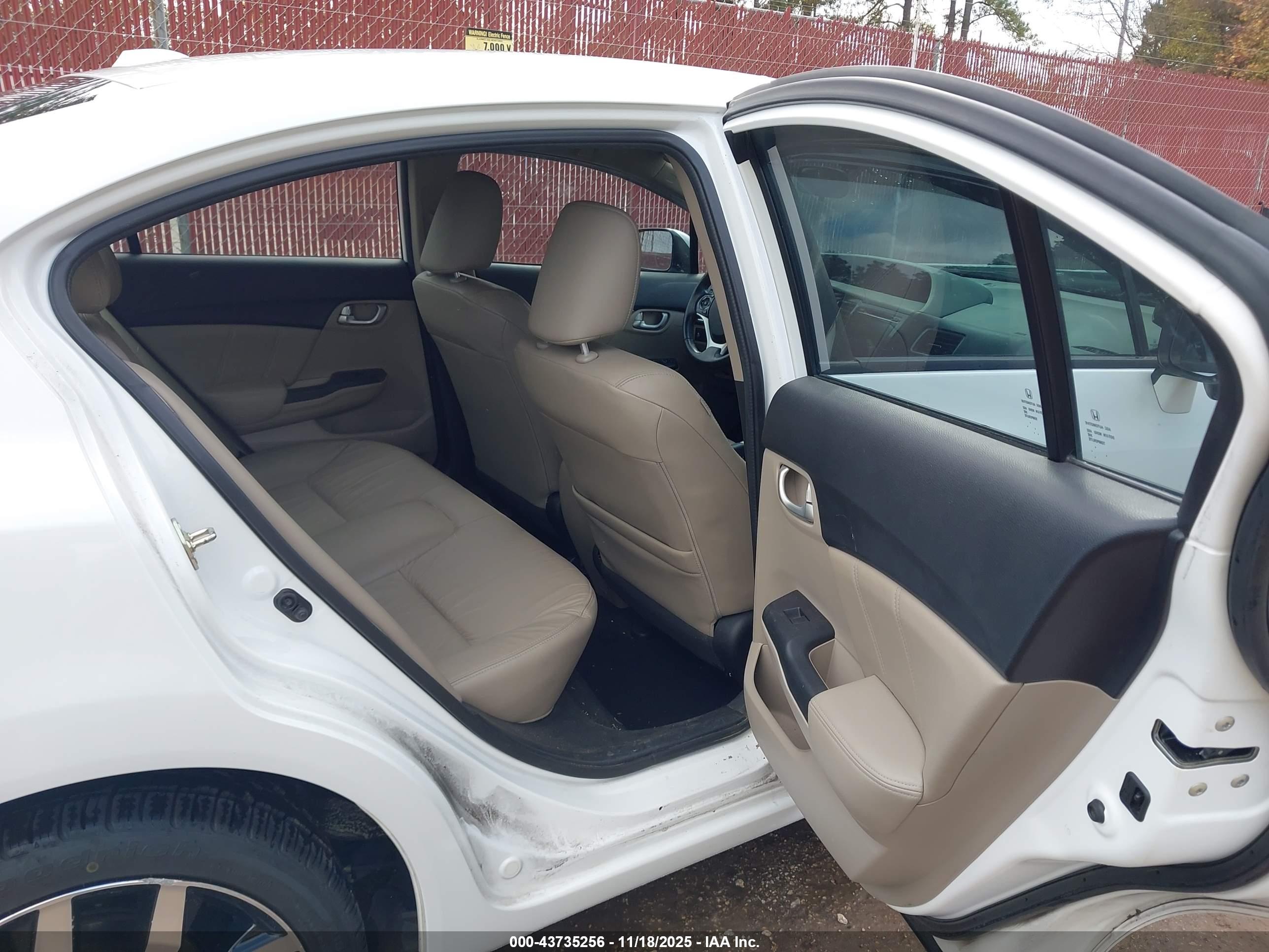 HONDA CIVIC image 8
