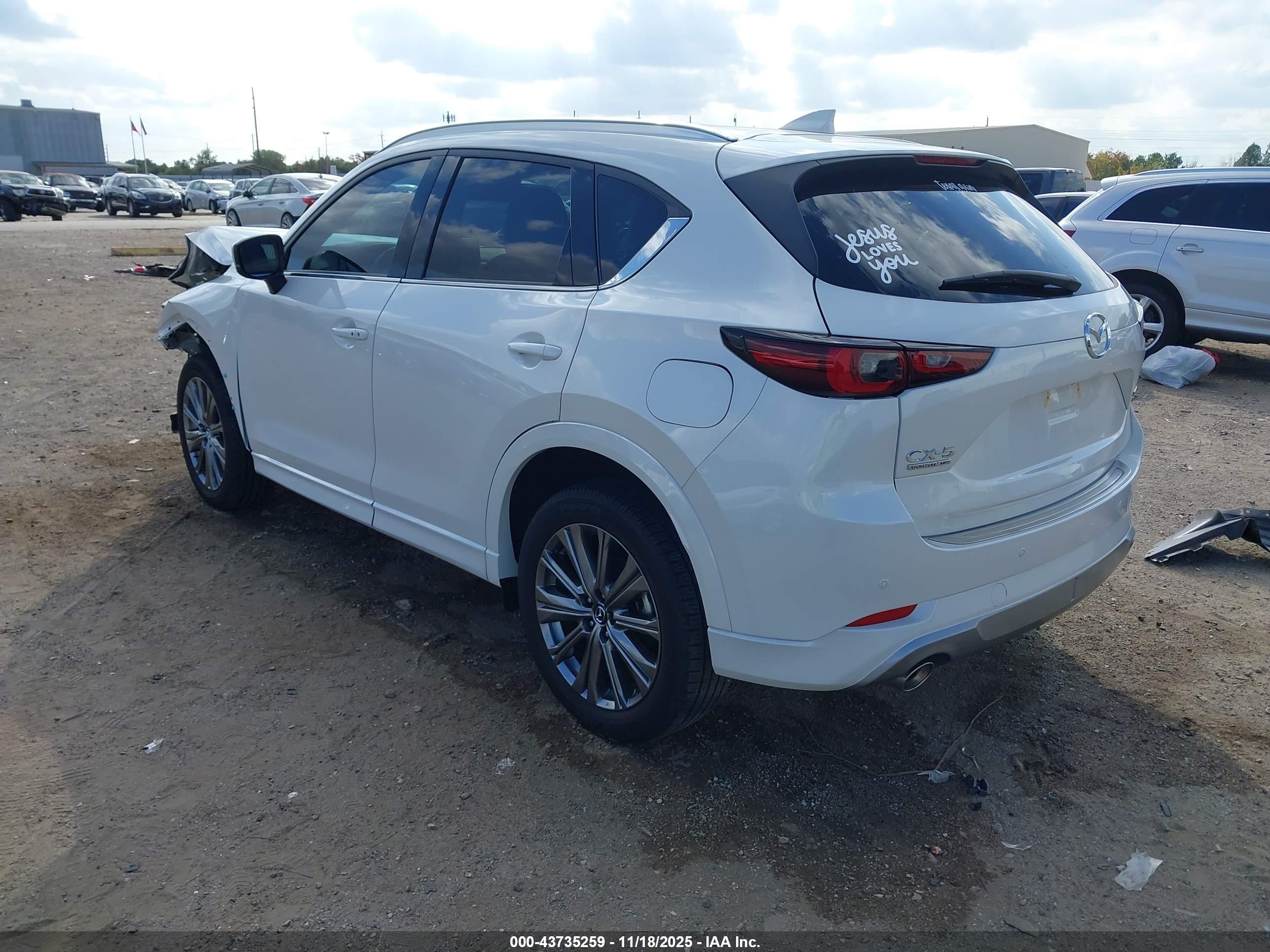 MAZDA CX-5 image 3