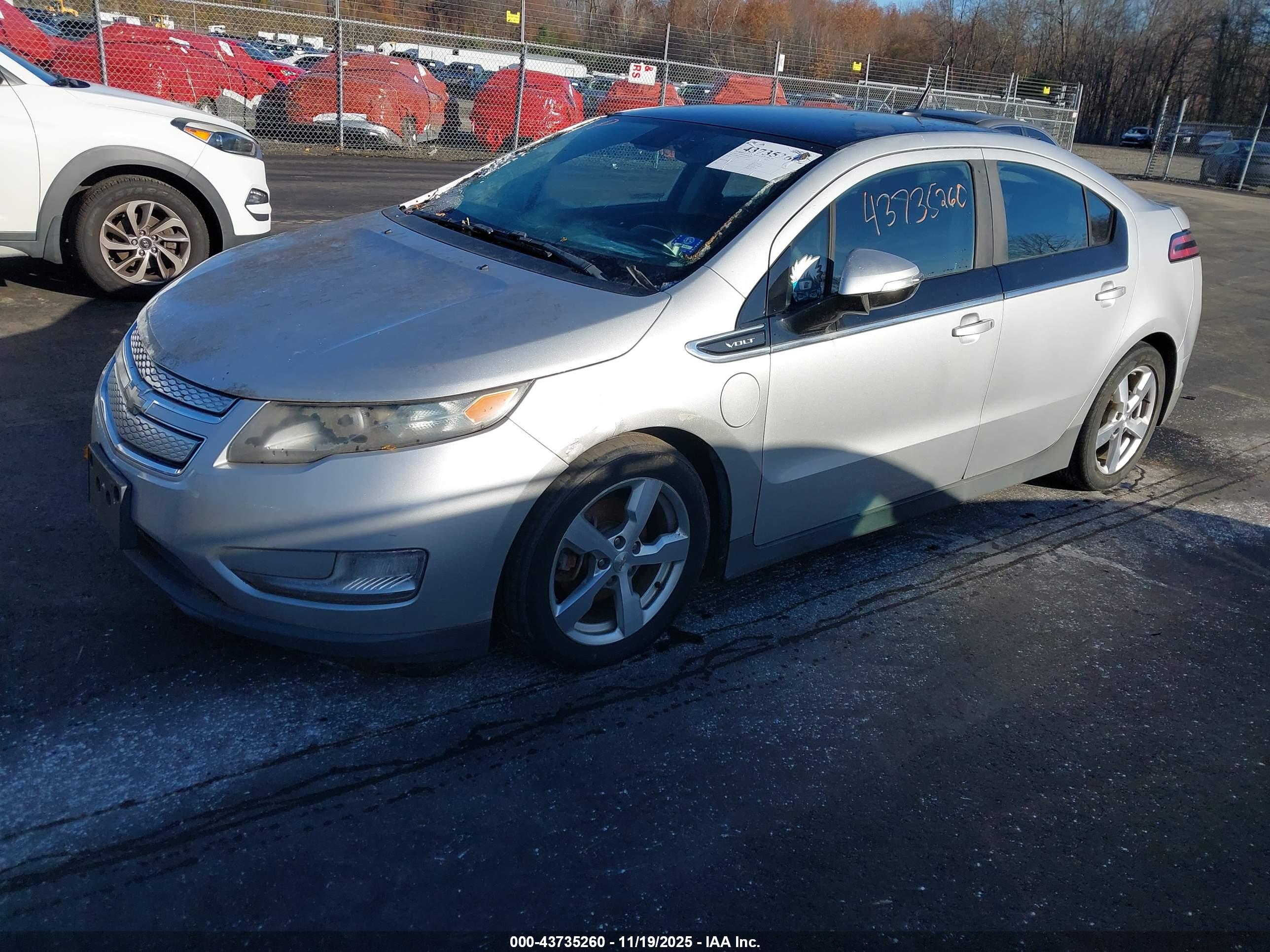 CHEVROLET VOLT image 2