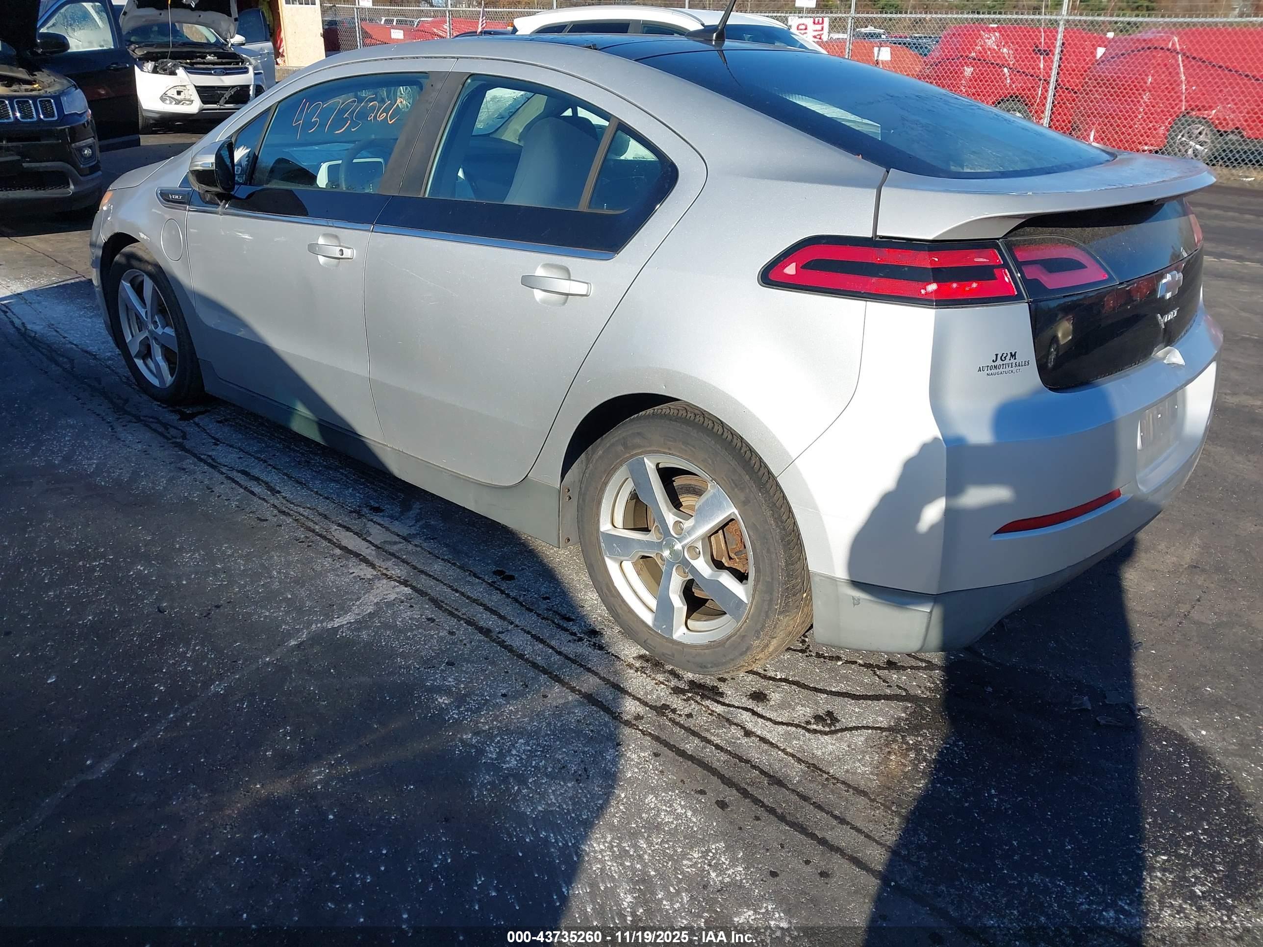 CHEVROLET VOLT image 3