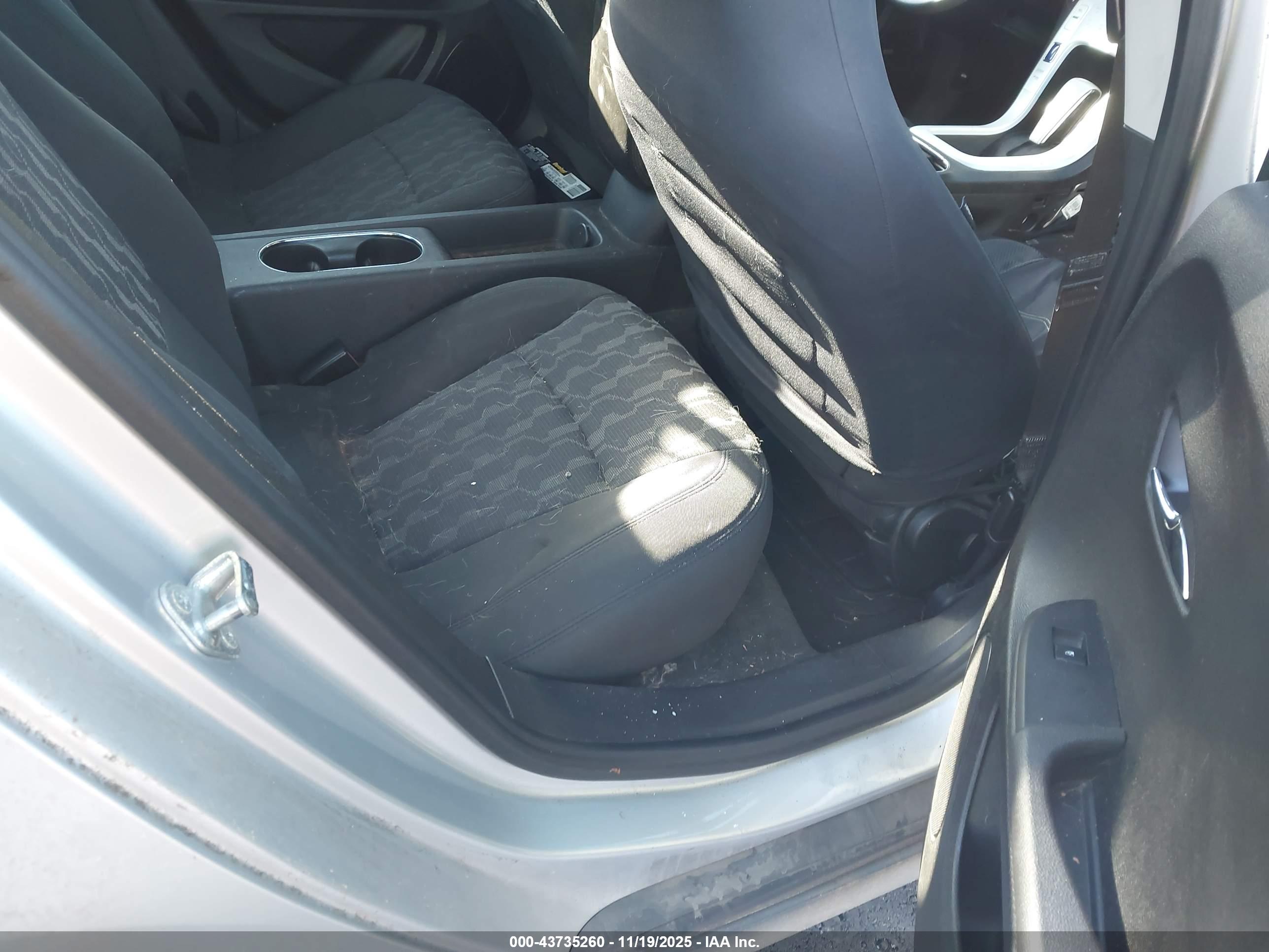 CHEVROLET VOLT image 8