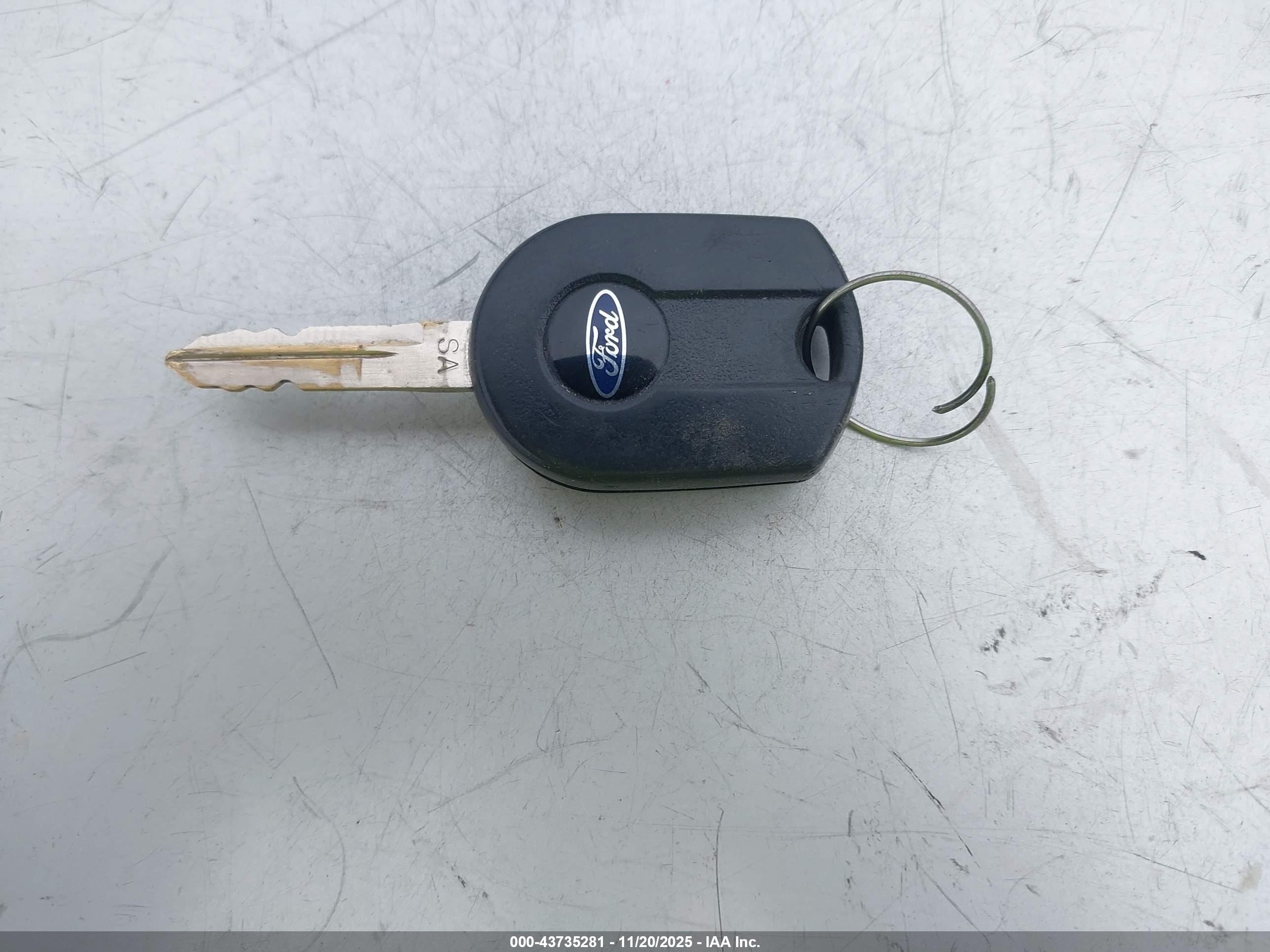 FORD EXPEDITION image 11