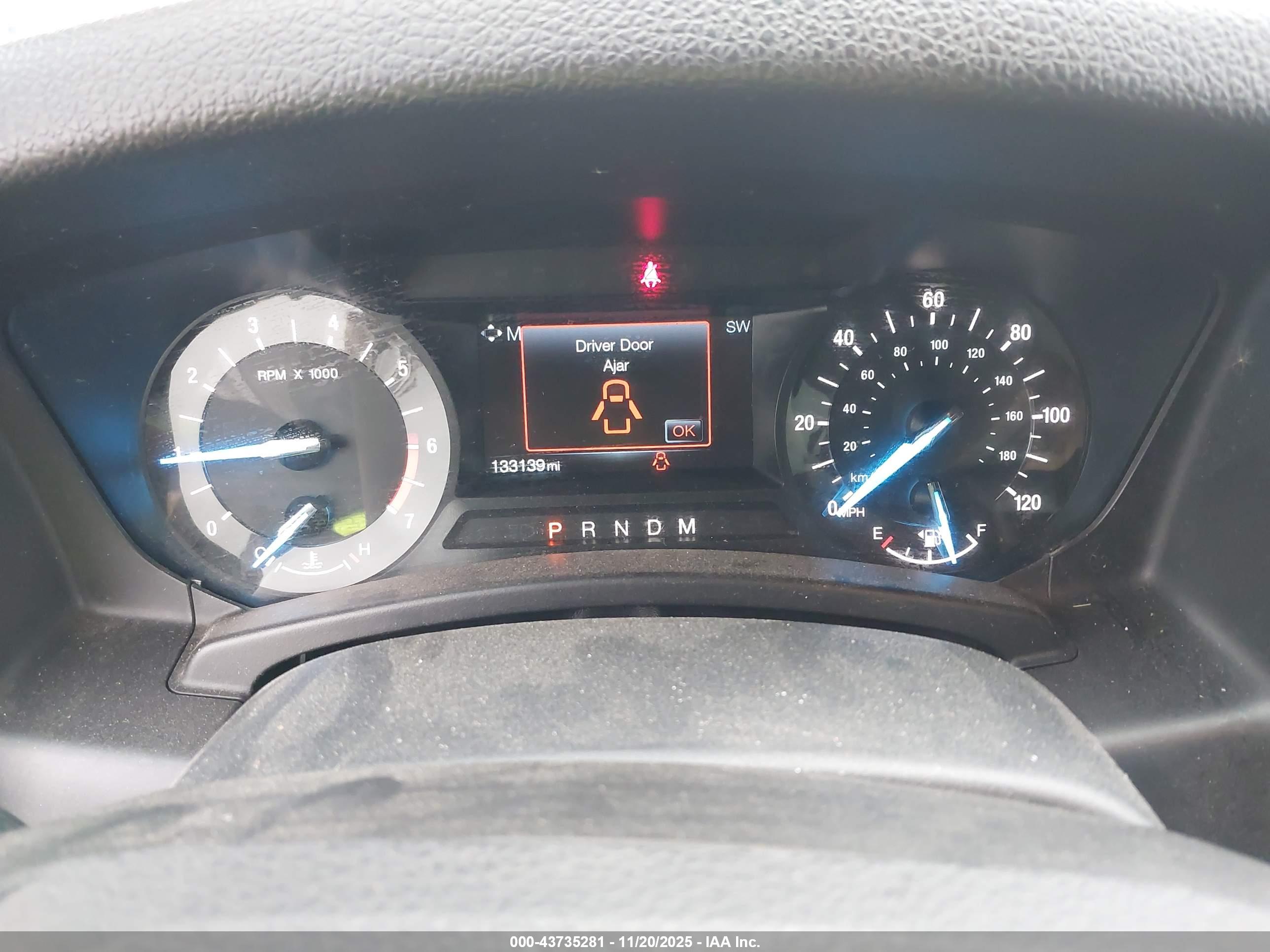 FORD EXPEDITION image 7