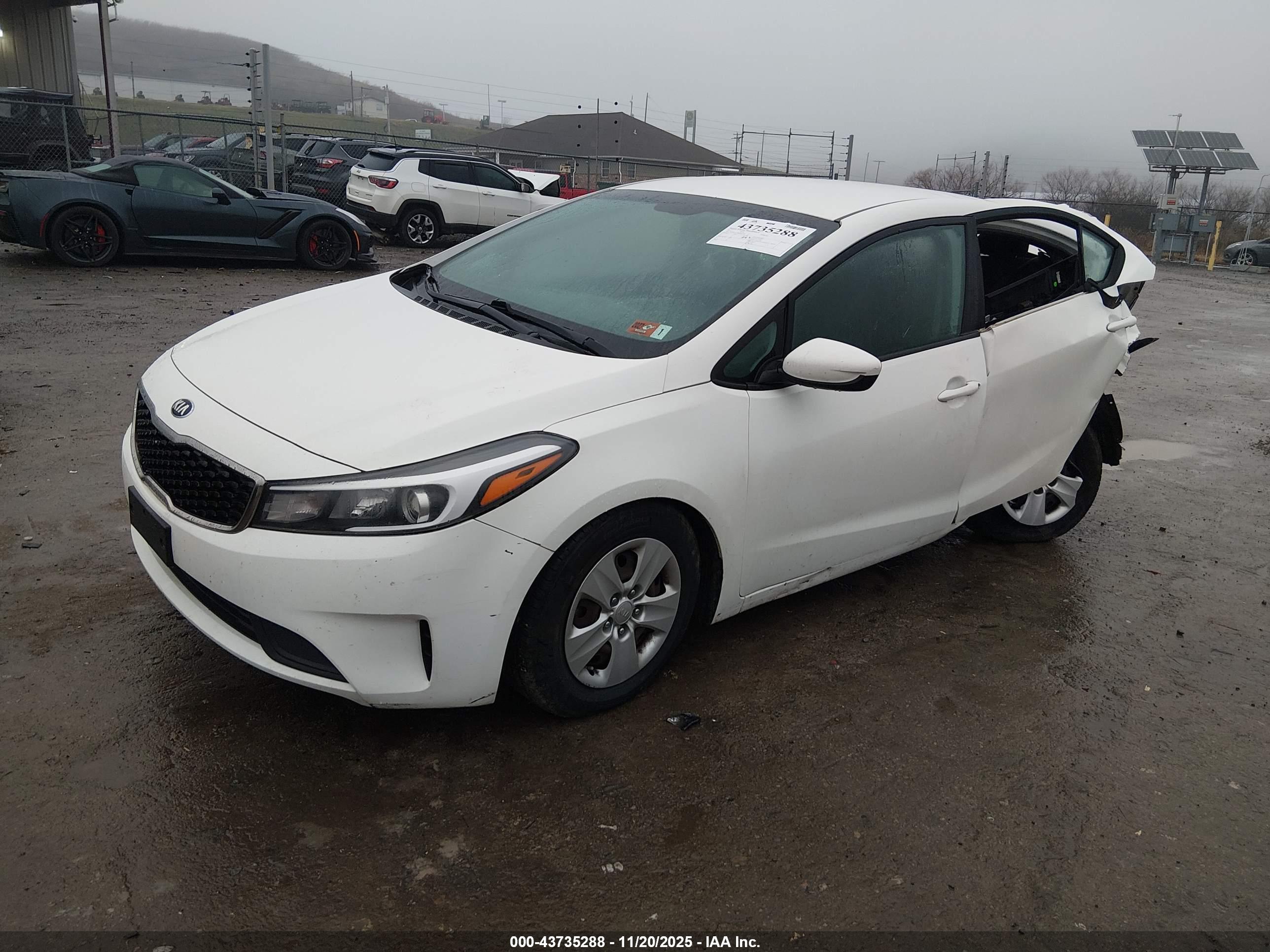 KIA FORTE image 2