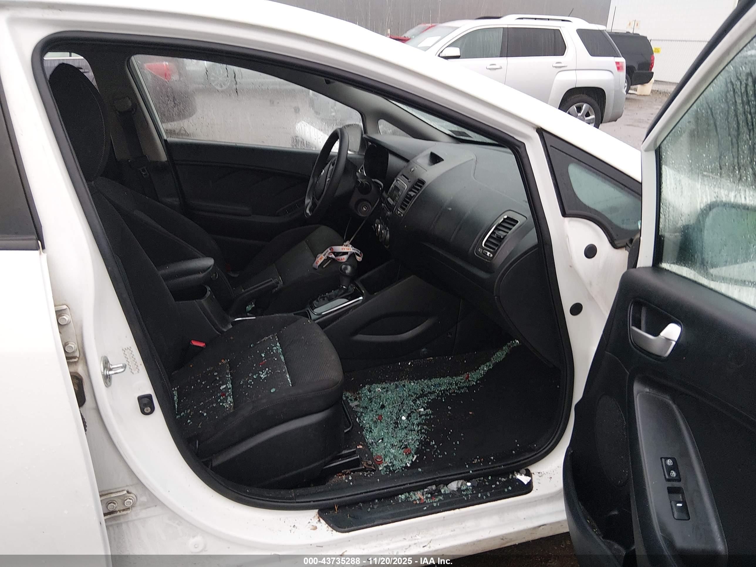 KIA FORTE image 5