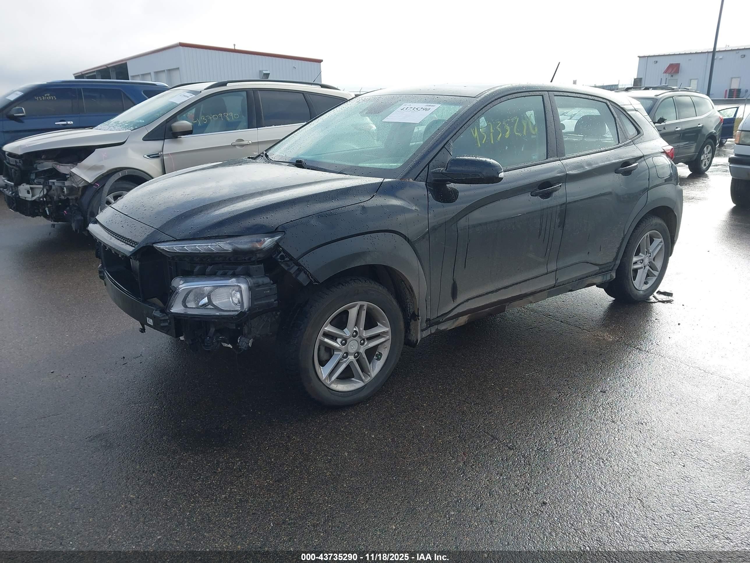 HYUNDAI KONA image 2