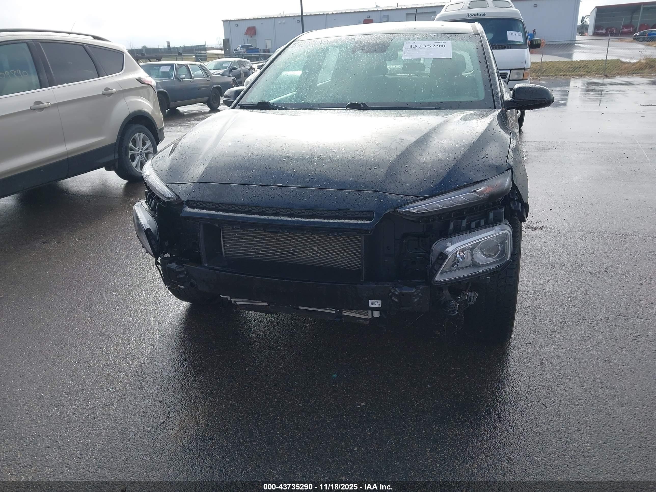 HYUNDAI KONA image 6