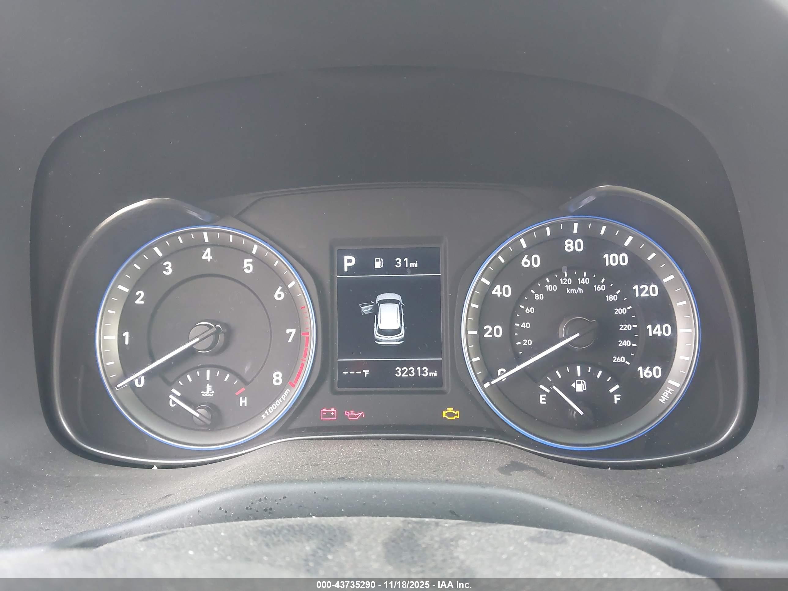 HYUNDAI KONA image 7