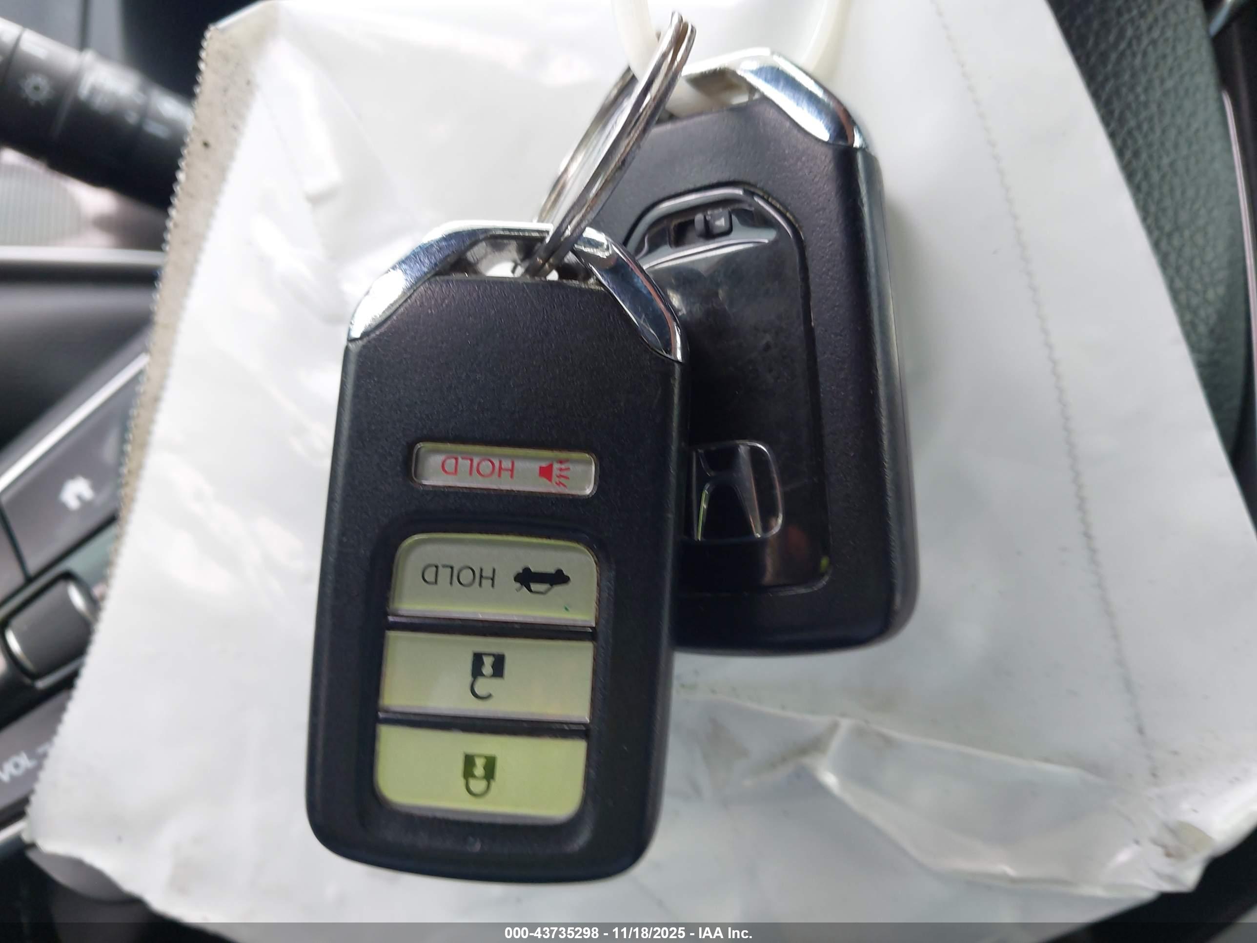 HONDA ACCORD image 11