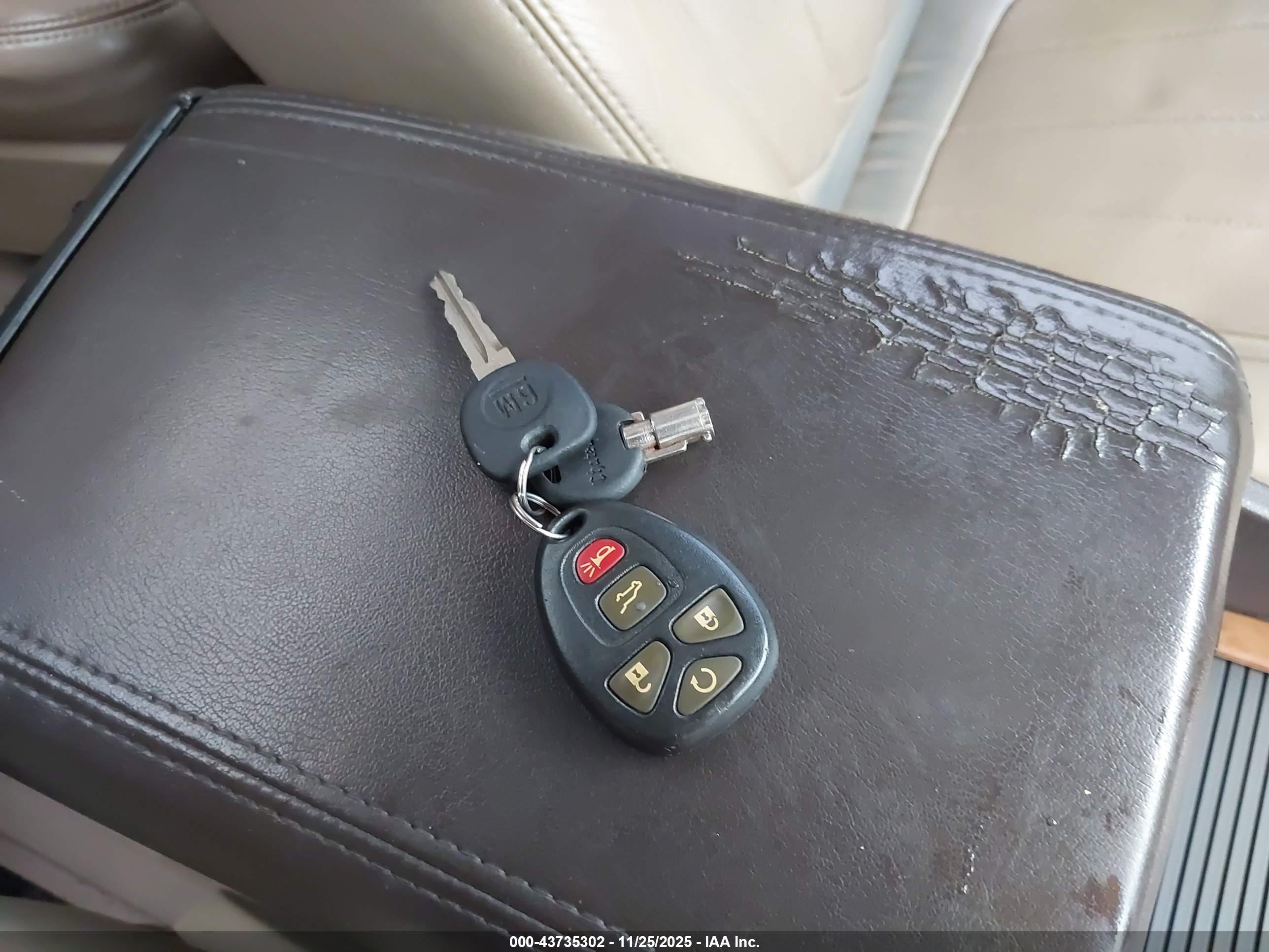 BUICK ENCLAVE image 11