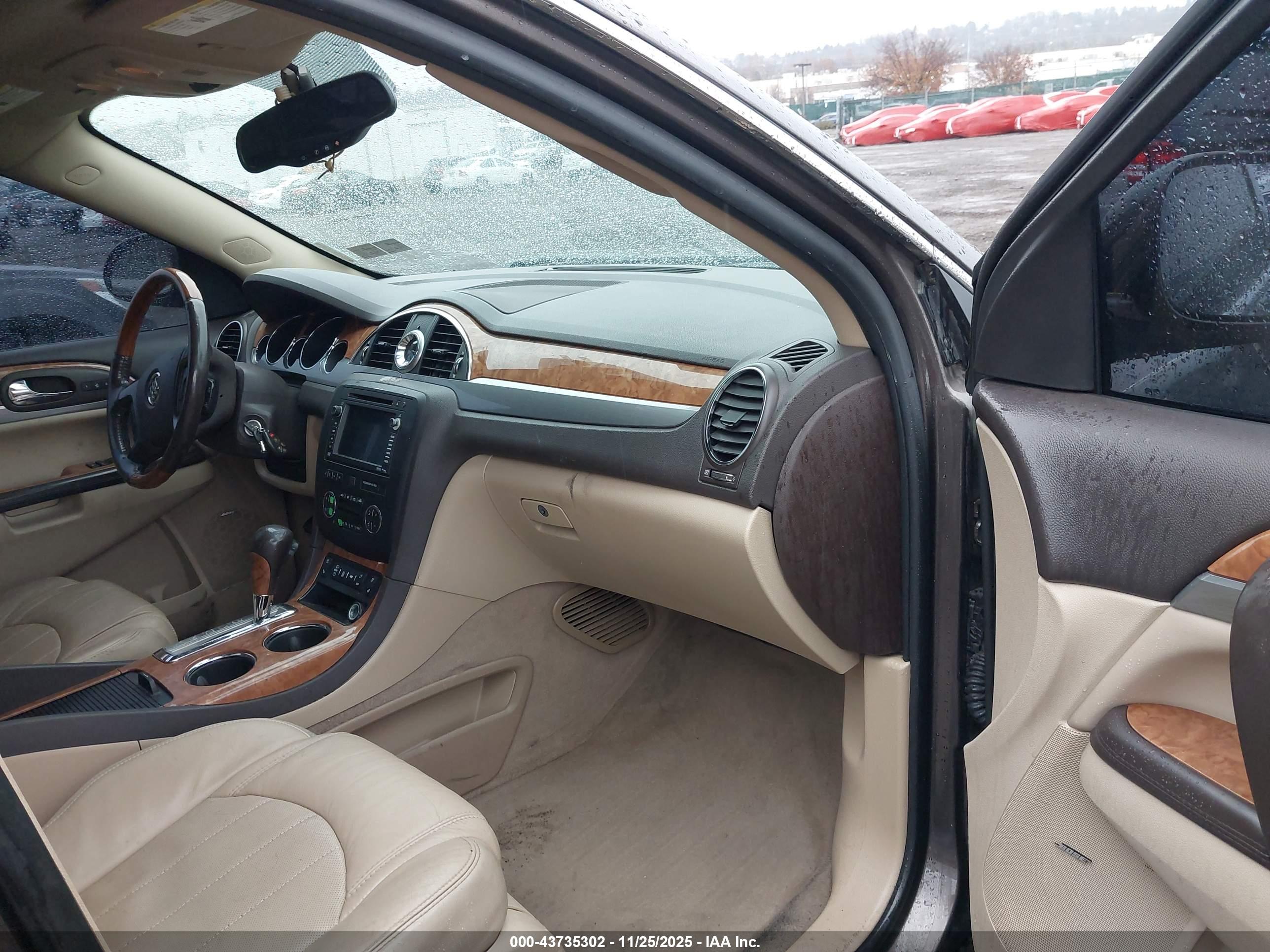 BUICK ENCLAVE image 5