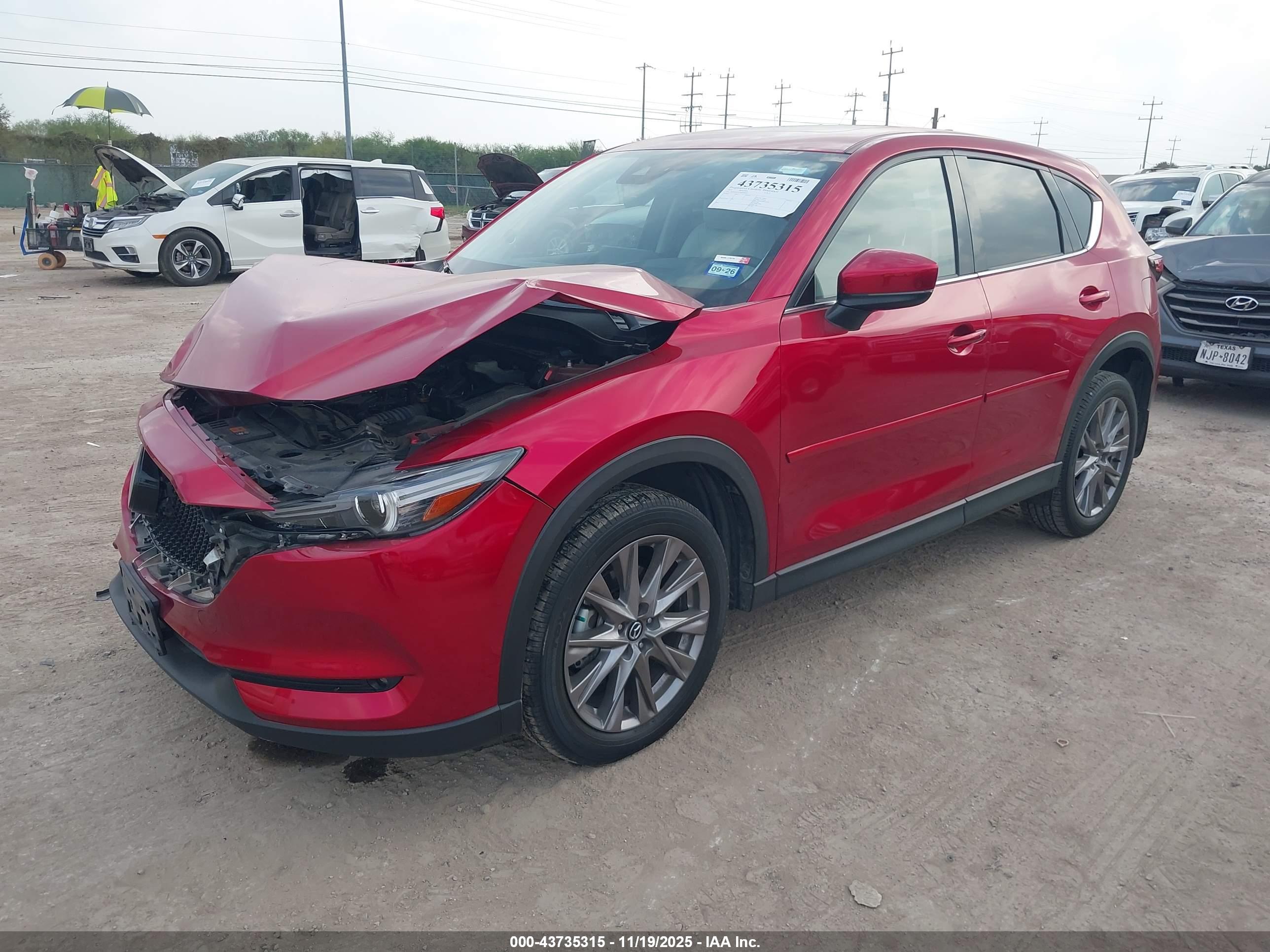 MAZDA CX-5 image 2