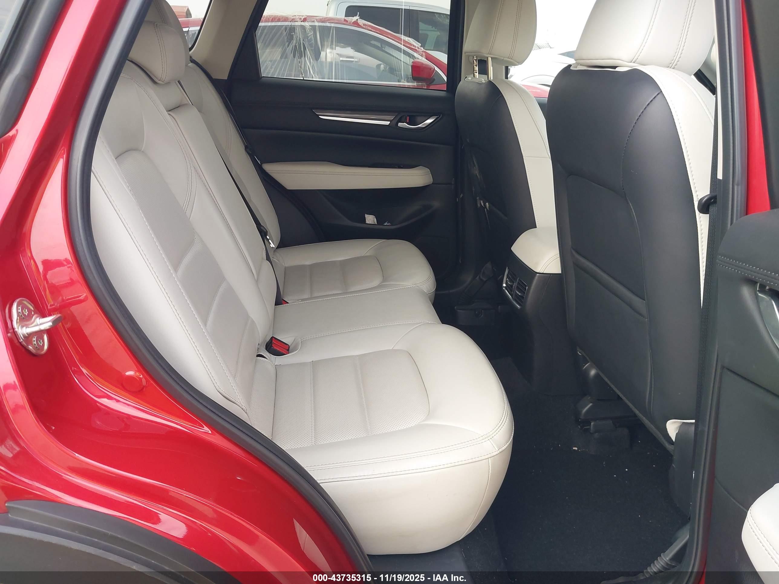 MAZDA CX-5 image 8