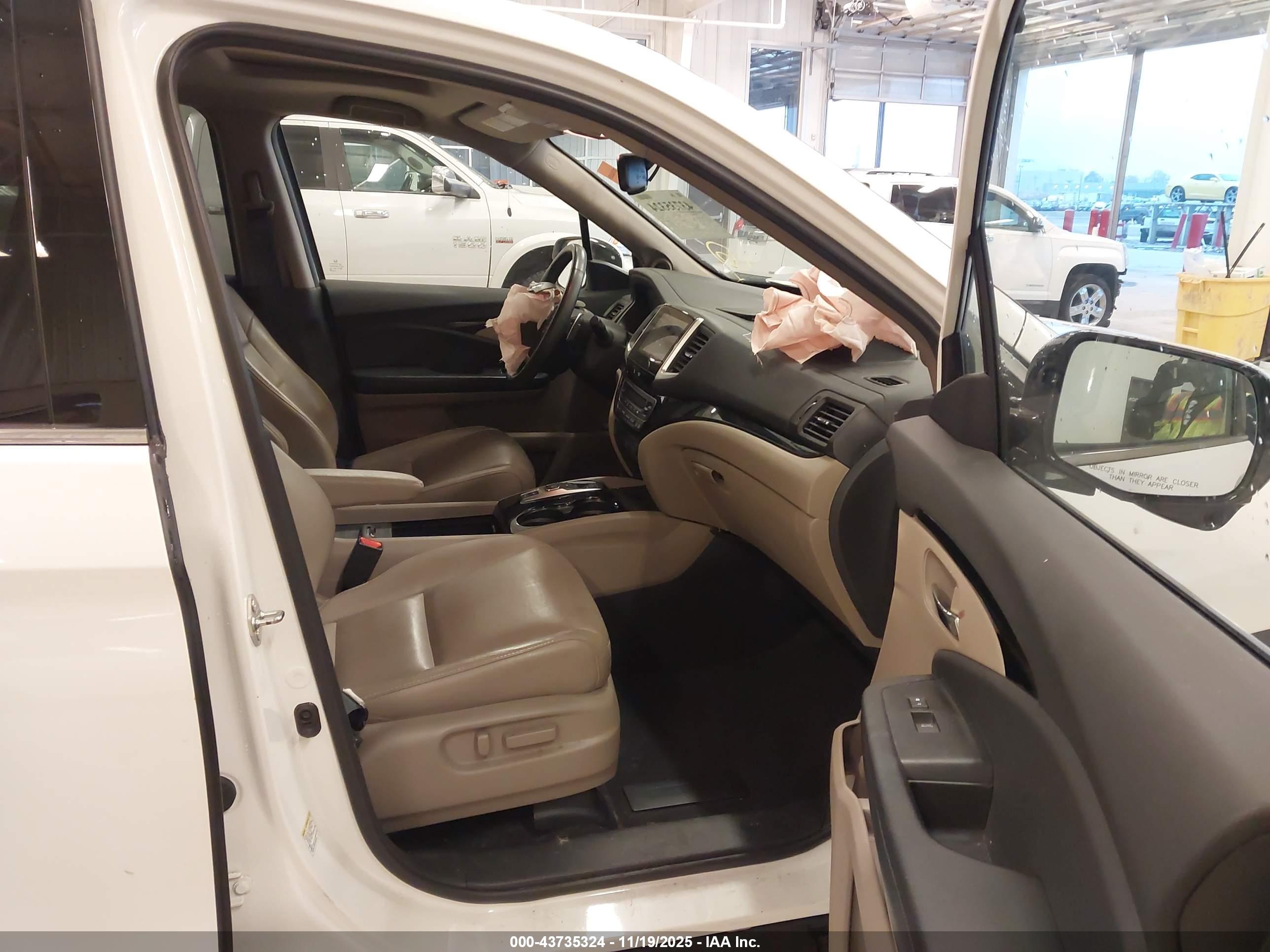 HONDA PILOT image 5