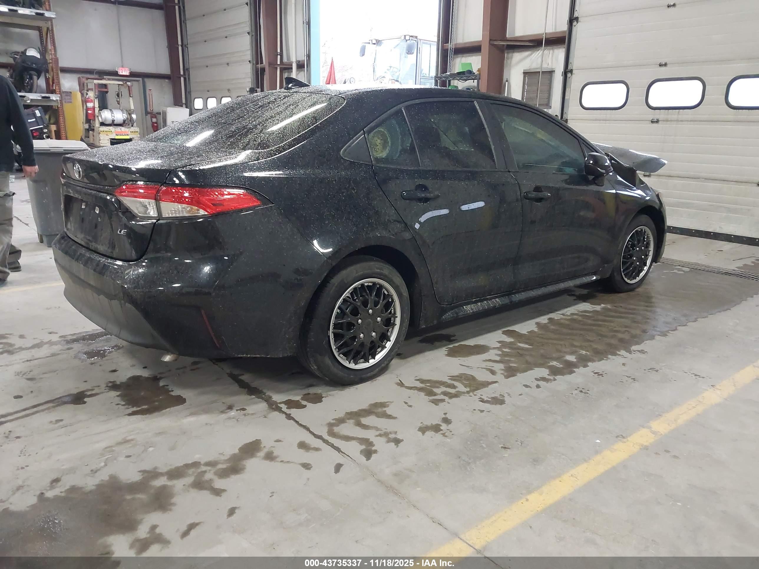 TOYOTA COROLLA image 4