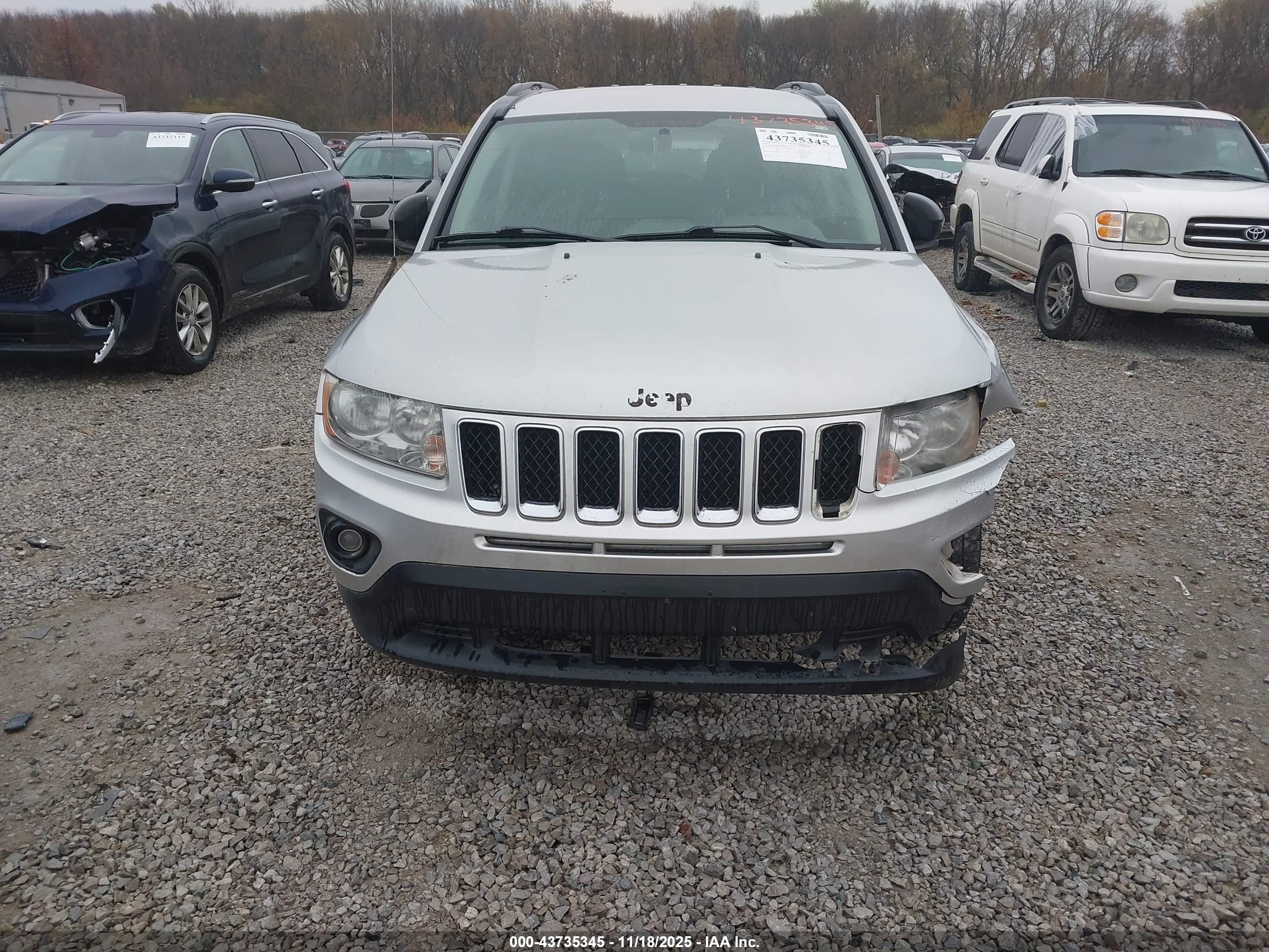 JEEP COMPASS image 6