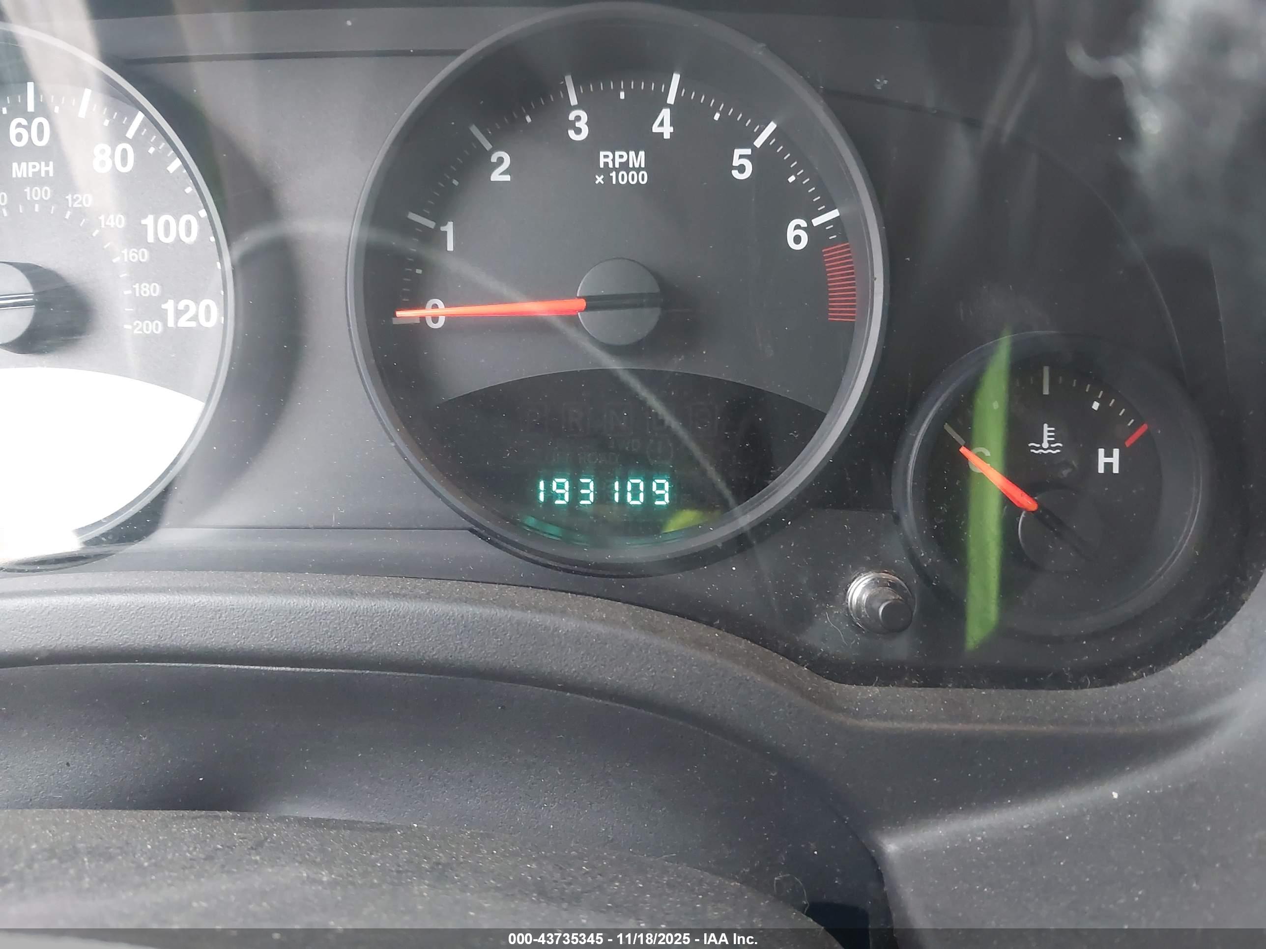 JEEP COMPASS image 7