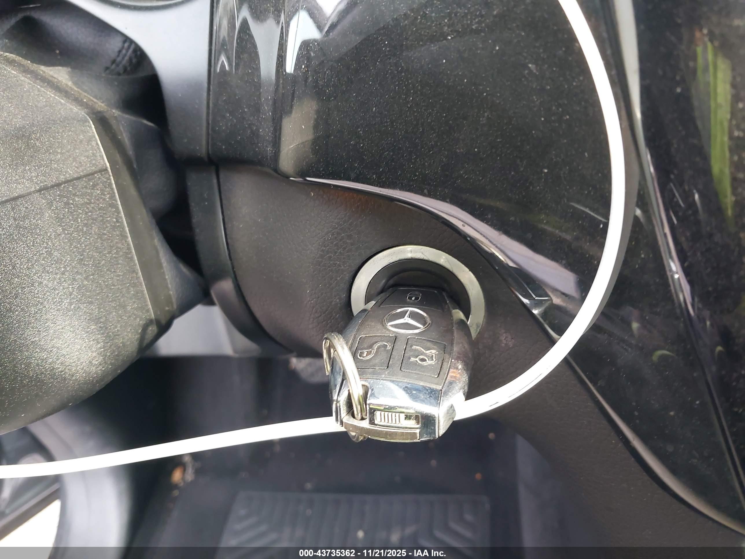 MERCEDES-BENZ GLS image 11