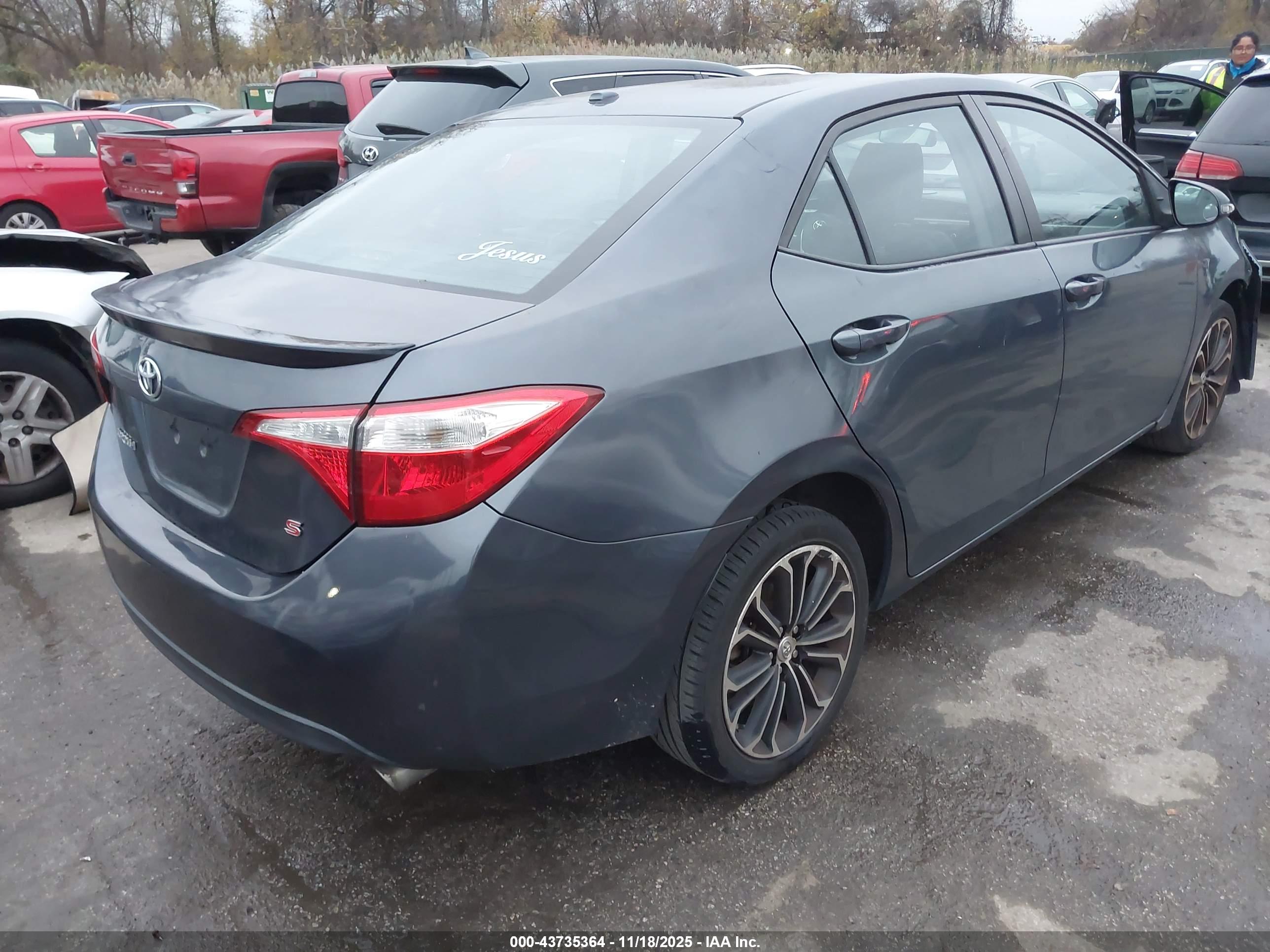 TOYOTA COROLLA image 4