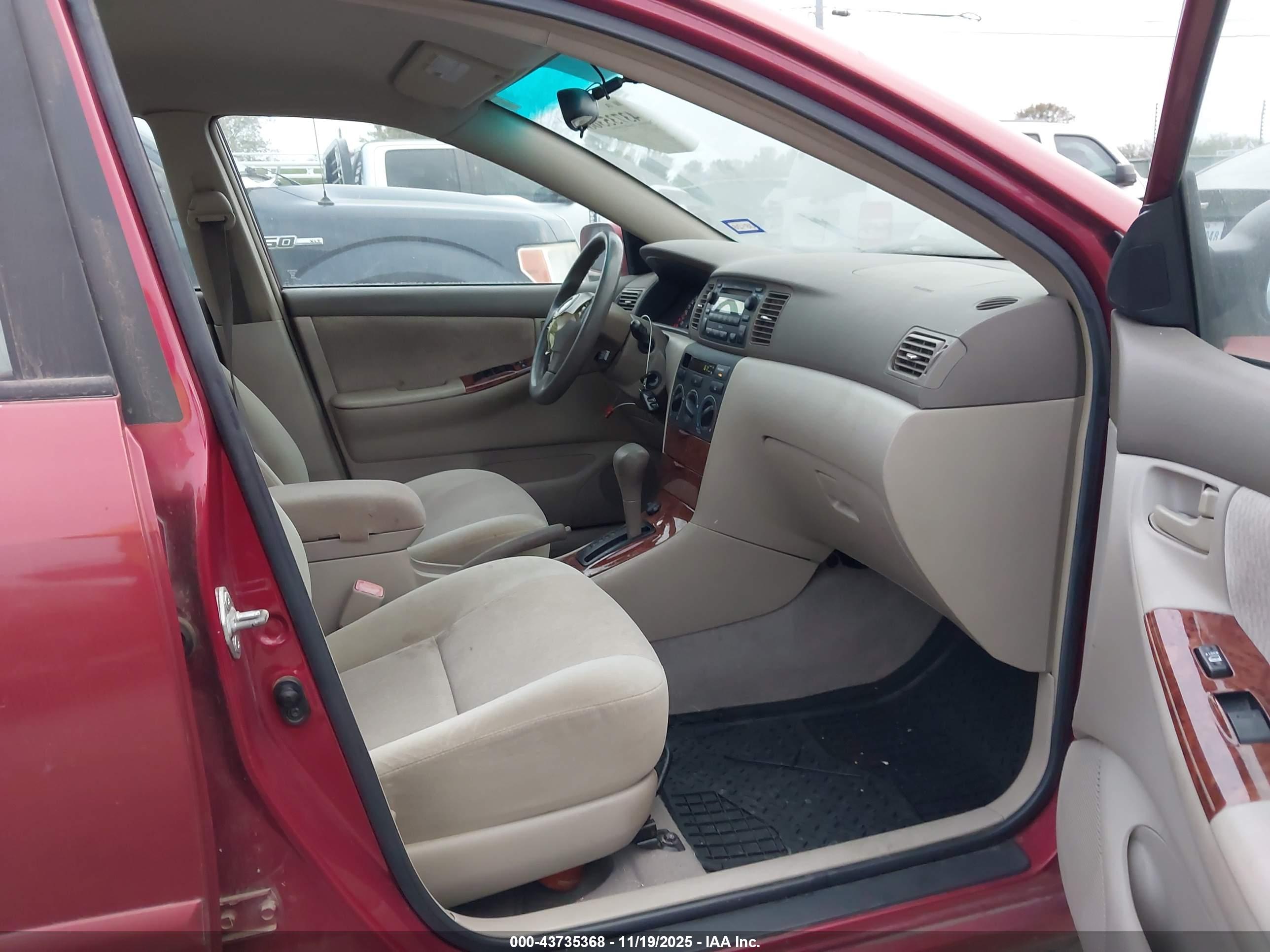 TOYOTA COROLLA image 5