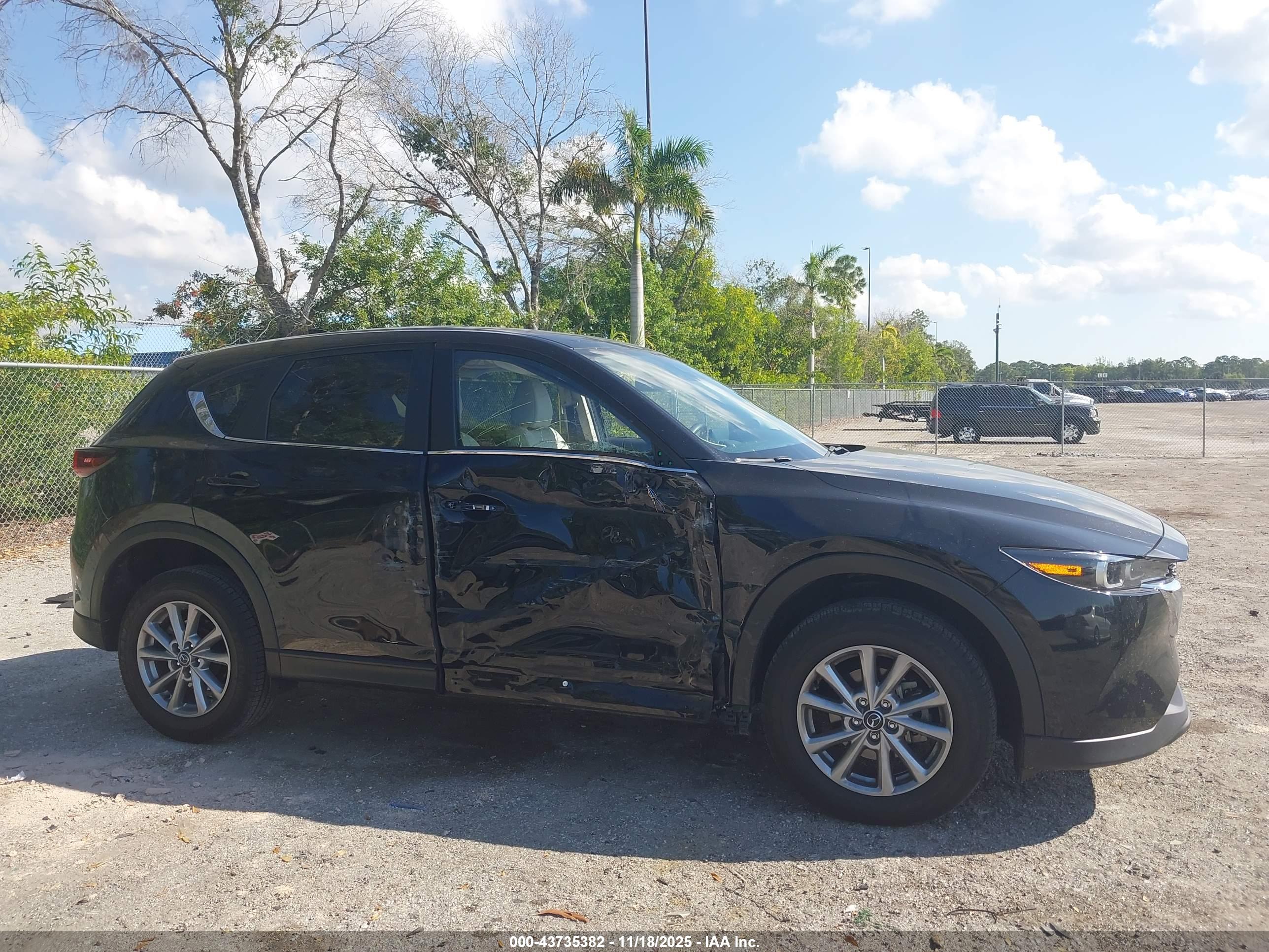 MAZDA CX-5 image 6