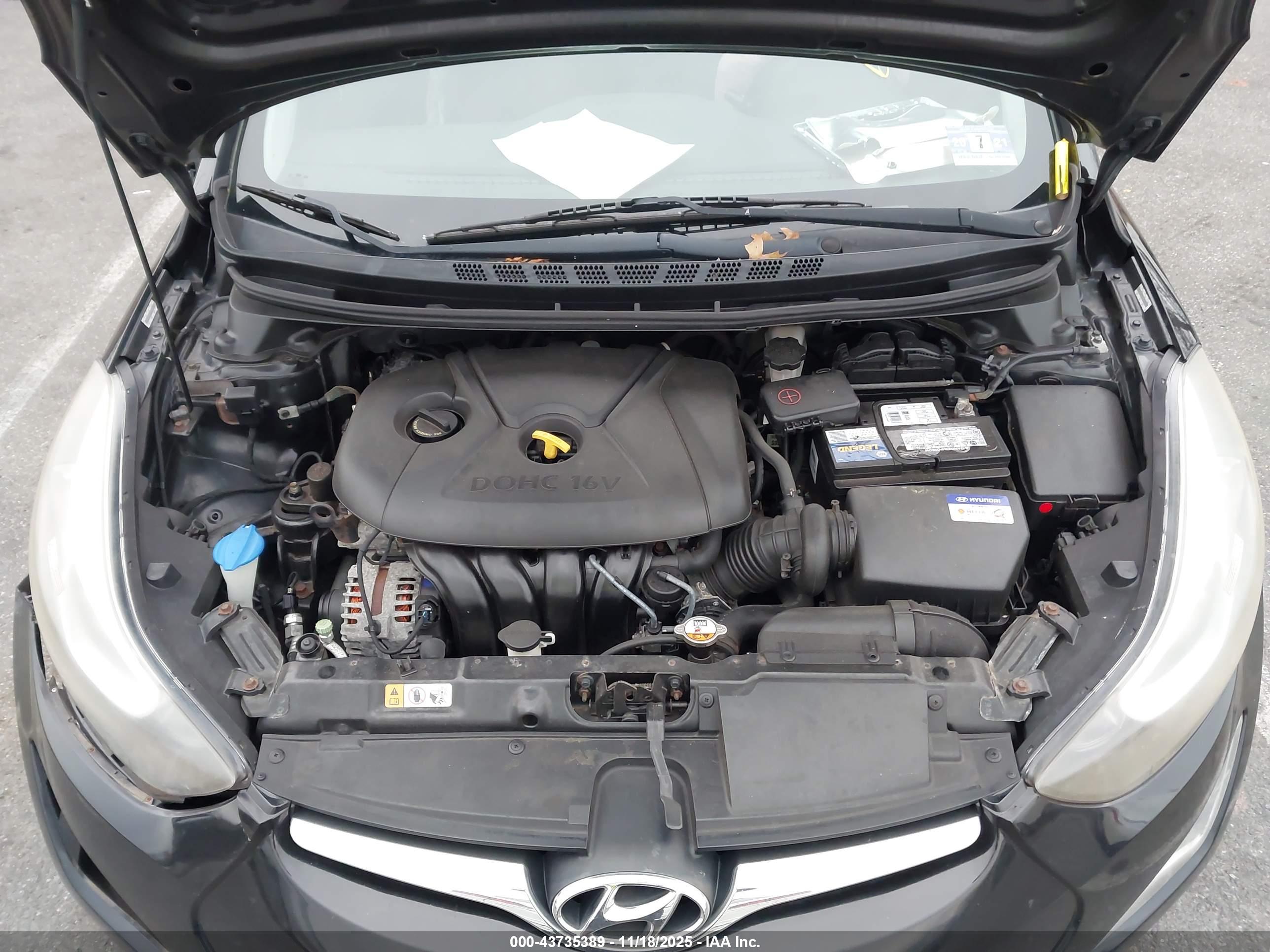 HYUNDAI ELANTRA image 10