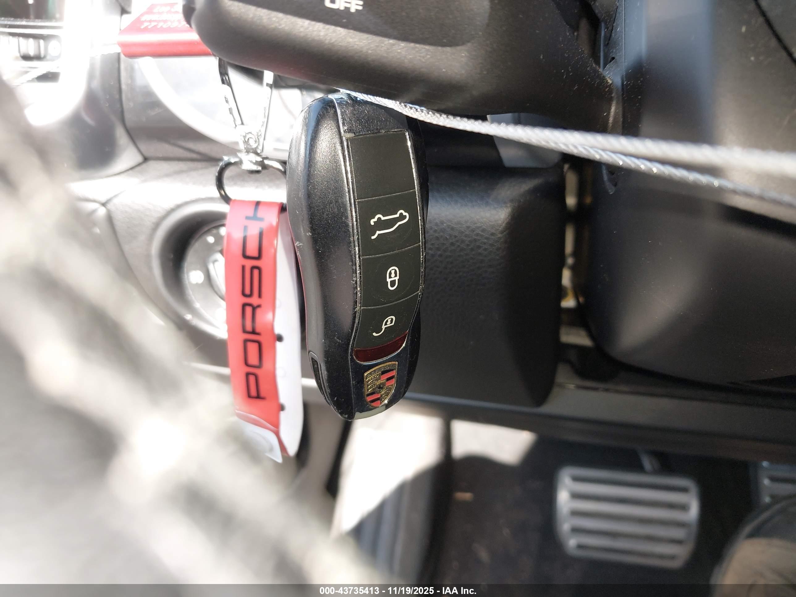 PORSCHE CAYENNE image 11