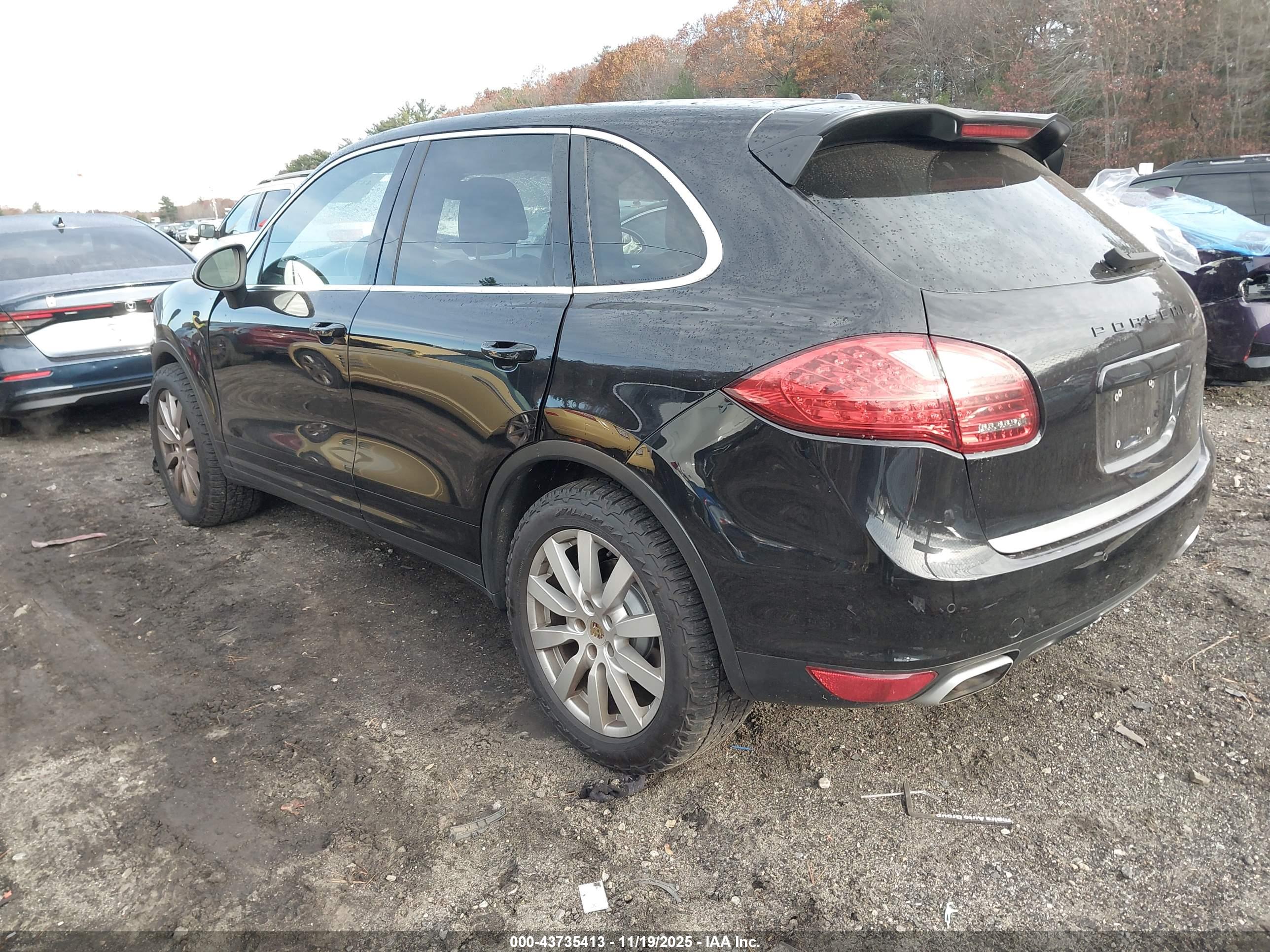 PORSCHE CAYENNE image 3