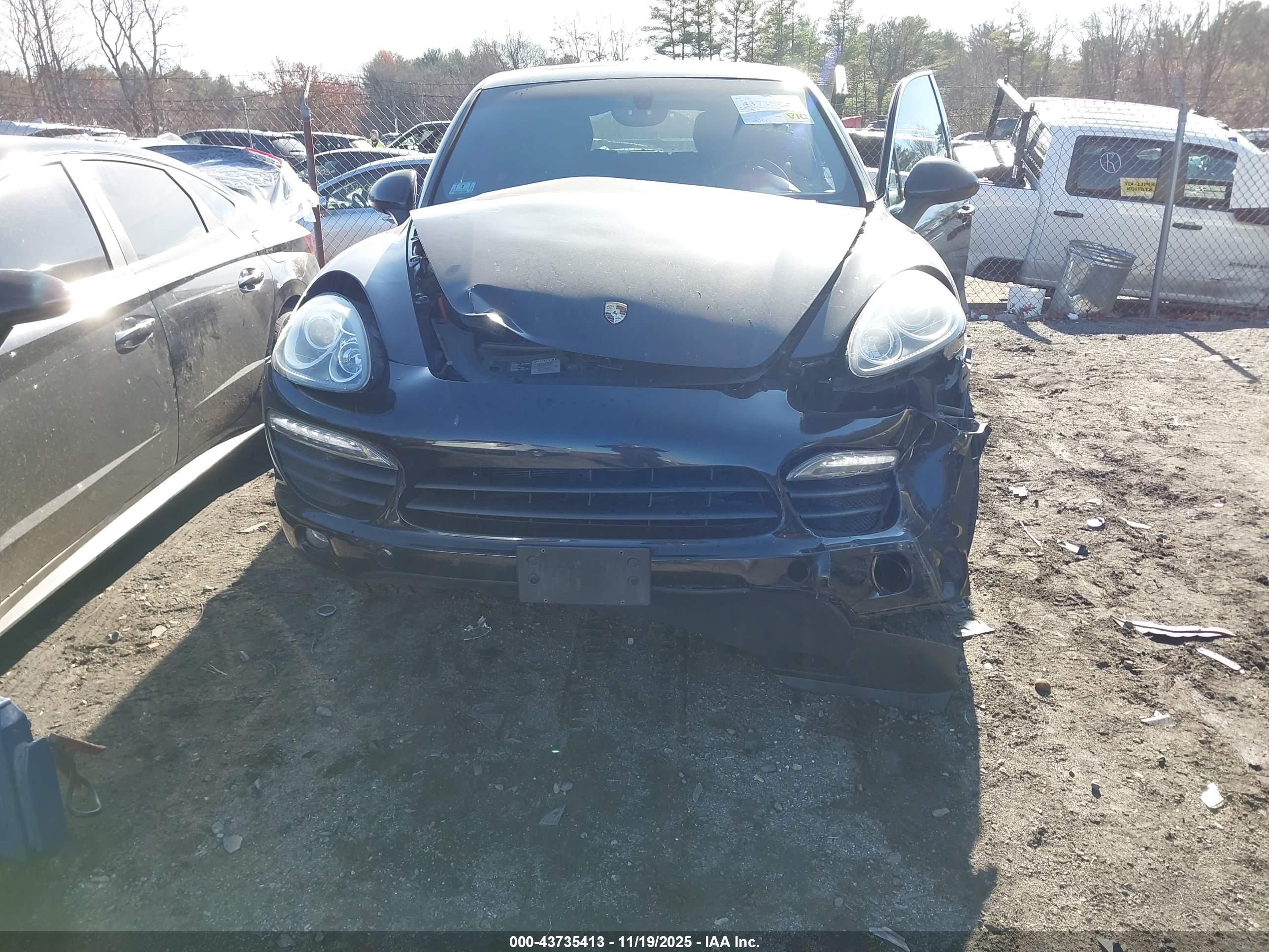 PORSCHE CAYENNE image 6
