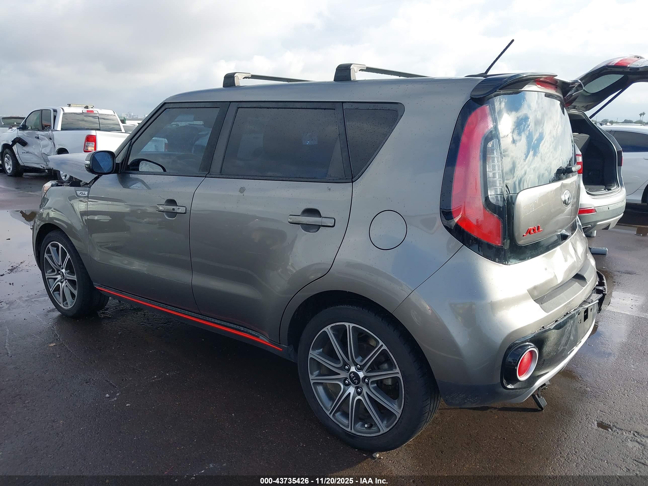 KIA SOUL image 3