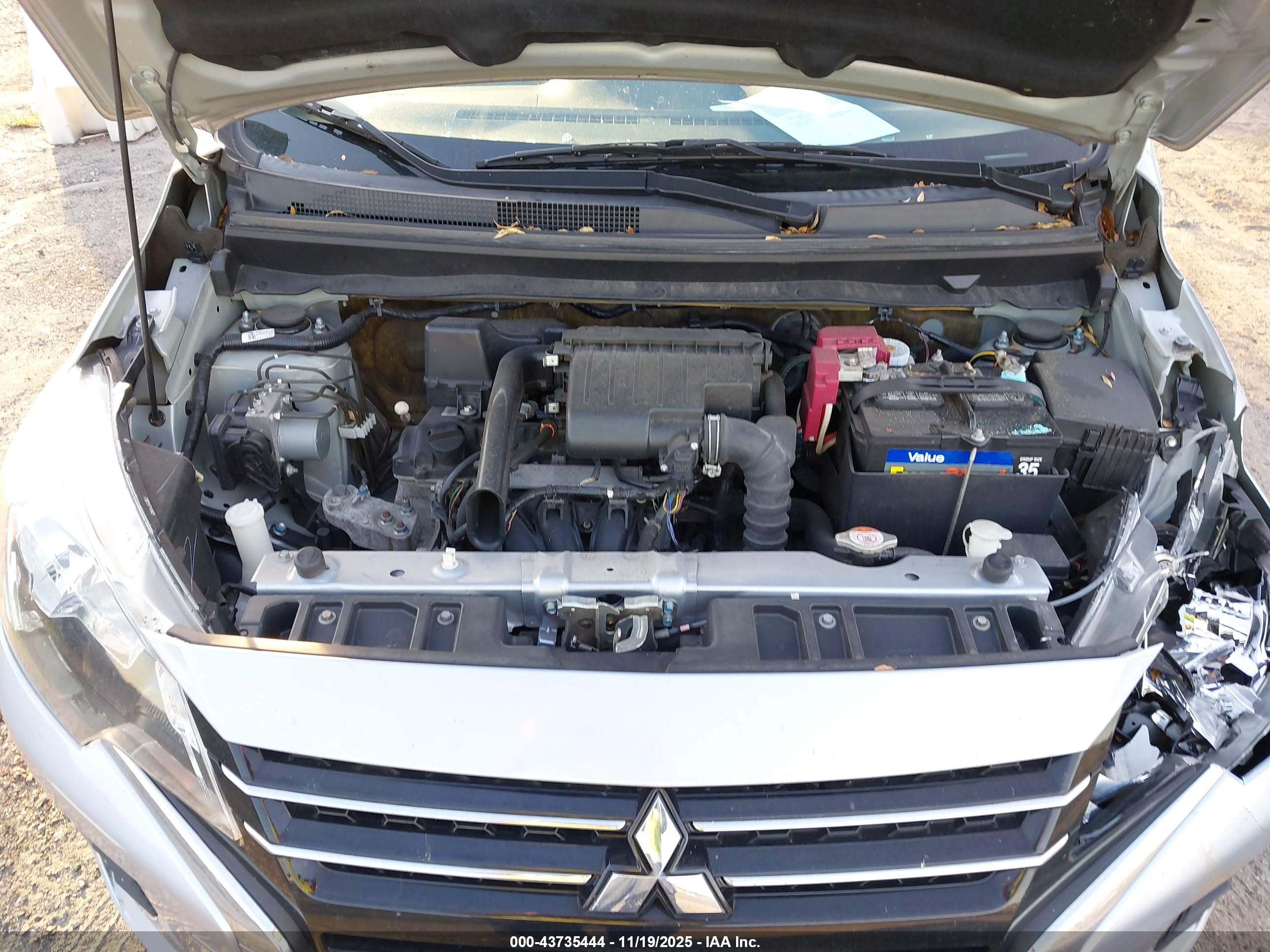 MITSUBISHI MIRAGE image 10